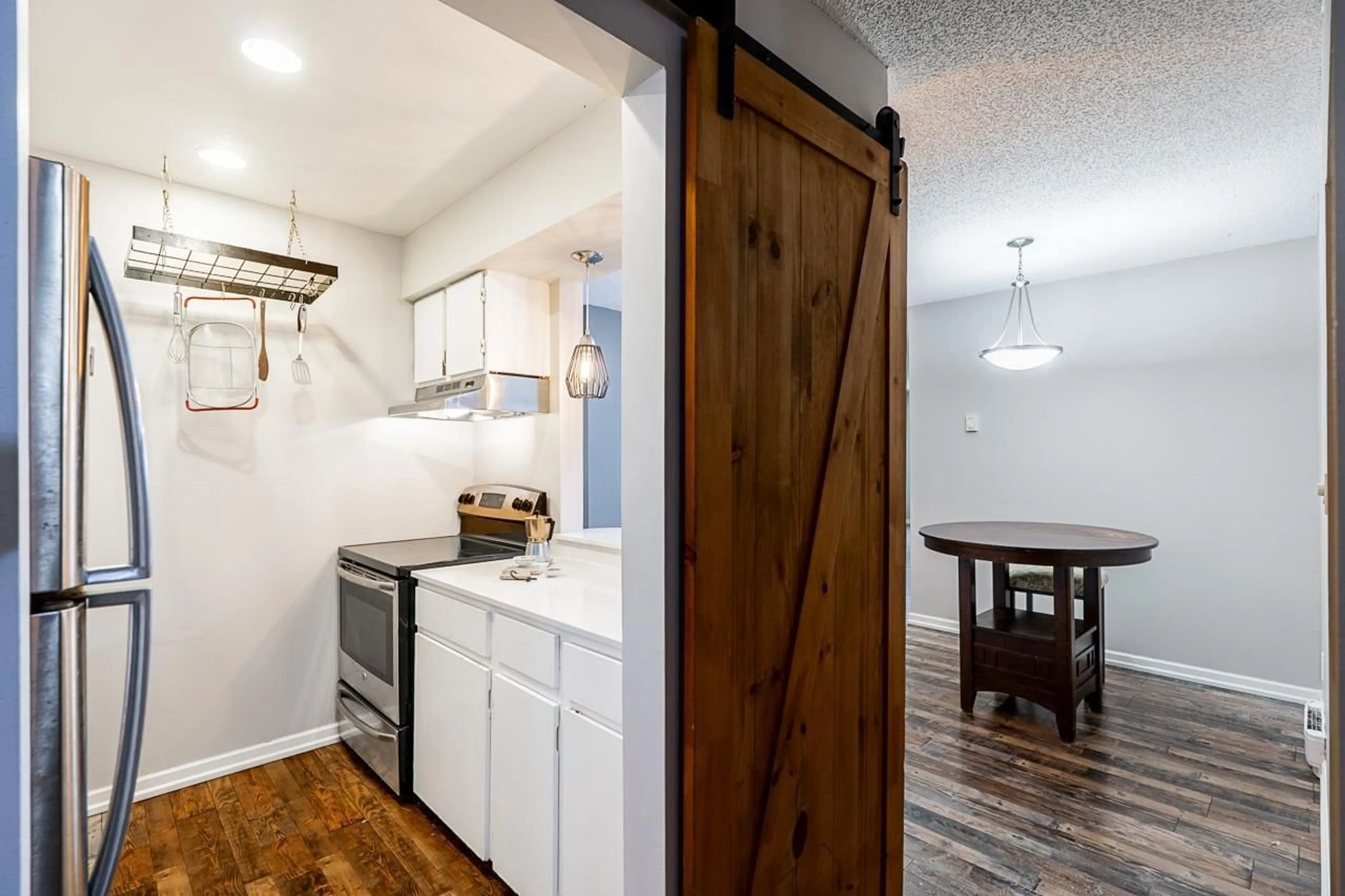 Unknown for 207 - 17661 58A AVENUE, Surrey British Columbia V3S1N4
