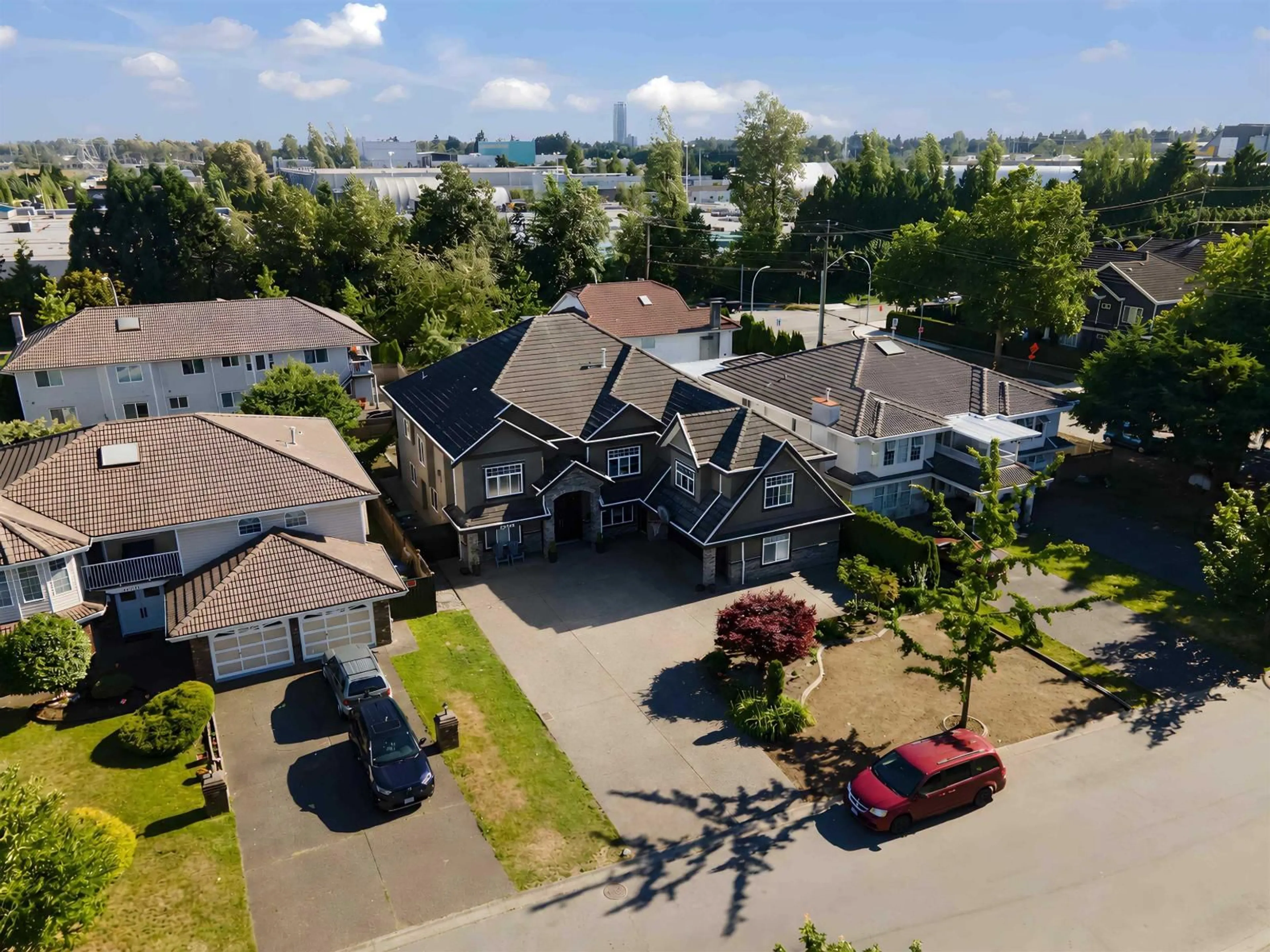 A pic from outside/outdoor area/front of a property/back of a property/a pic from drone, unknown for 12420 90A AVENUE, Surrey British Columbia V3V6T3