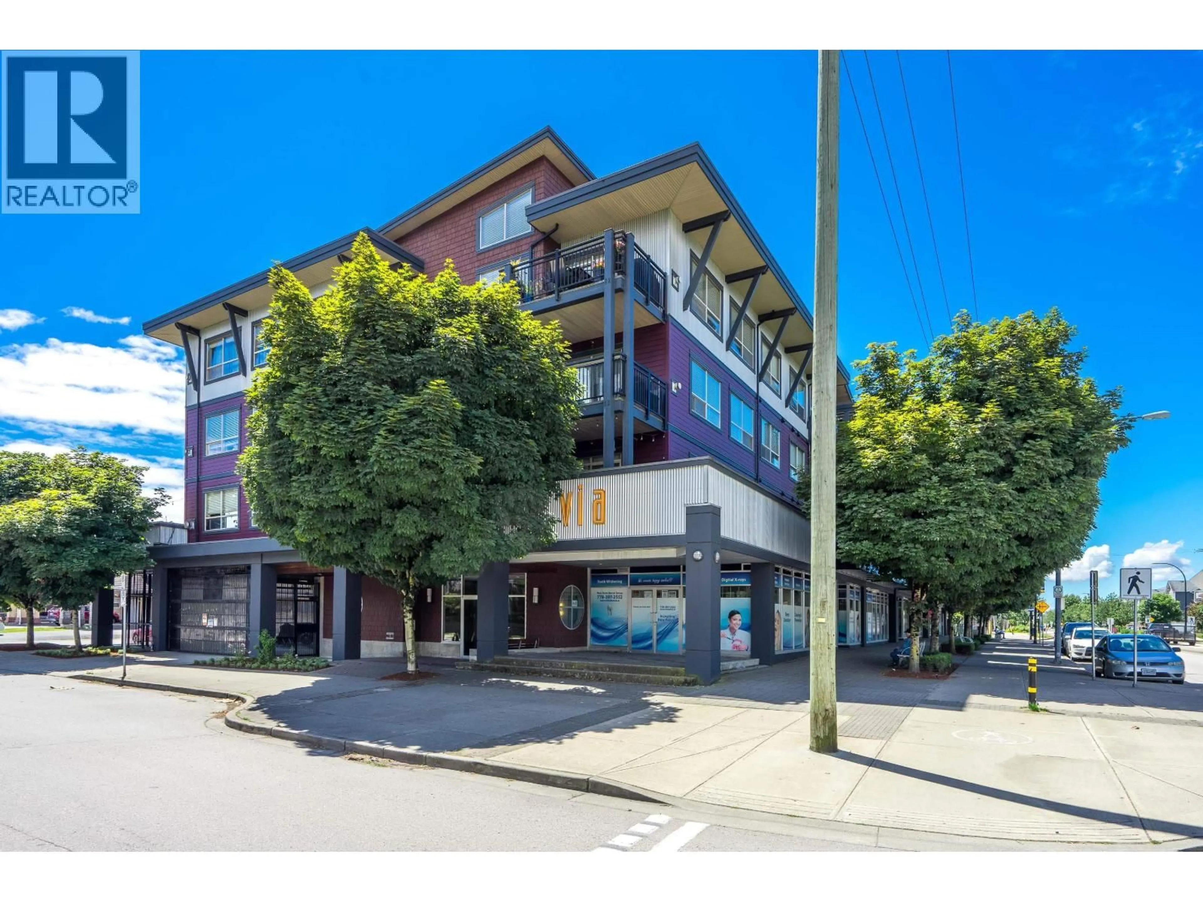 A pic from outside/outdoor area/front of a property/back of a property/a pic from drone, street for 308 - 288 HAMPTON STREET, New Westminster British Columbia V3M5L9