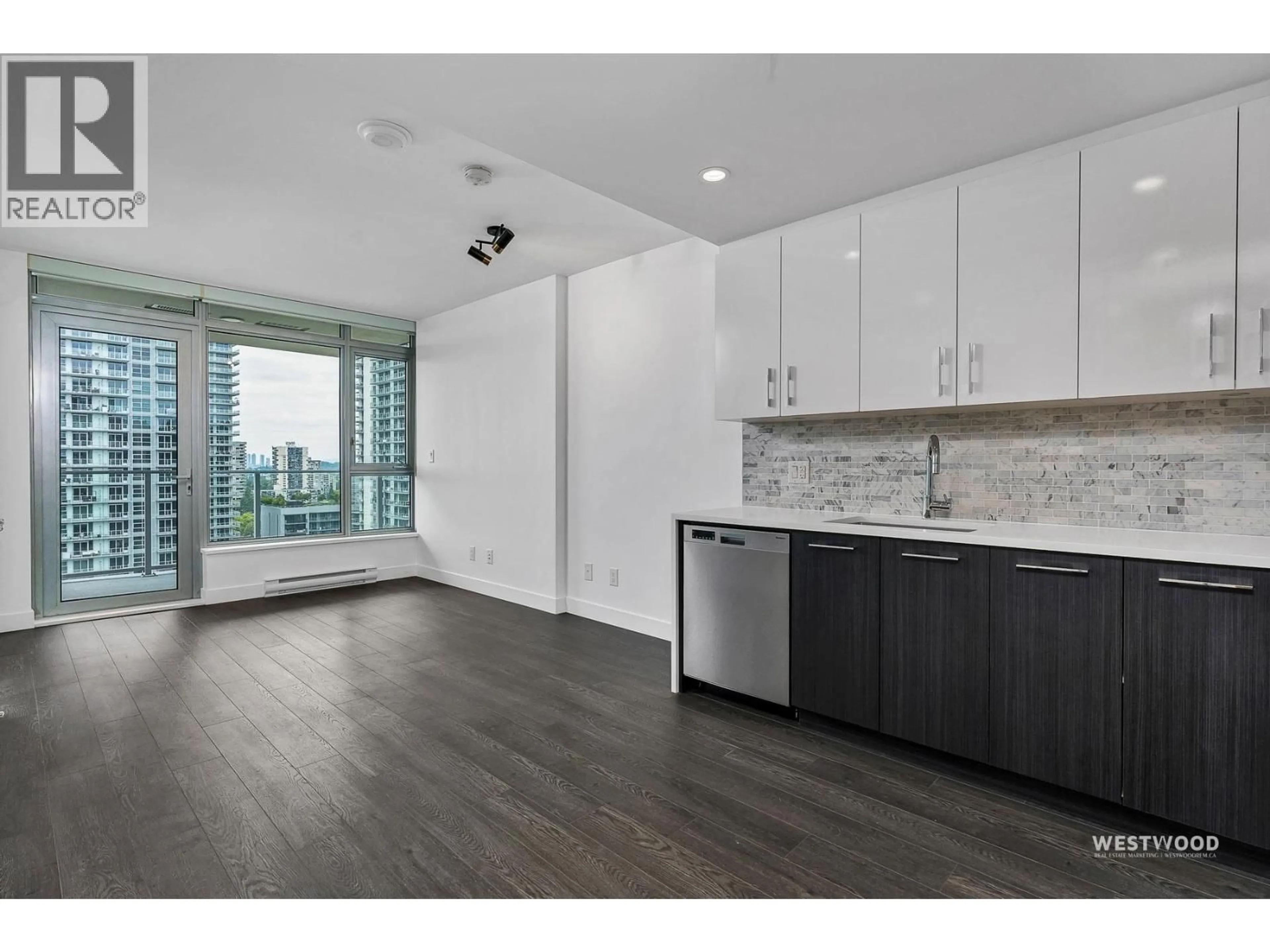 Unknown for 1403 - 518 WHITING WAY, Coquitlam British Columbia V3J0H7