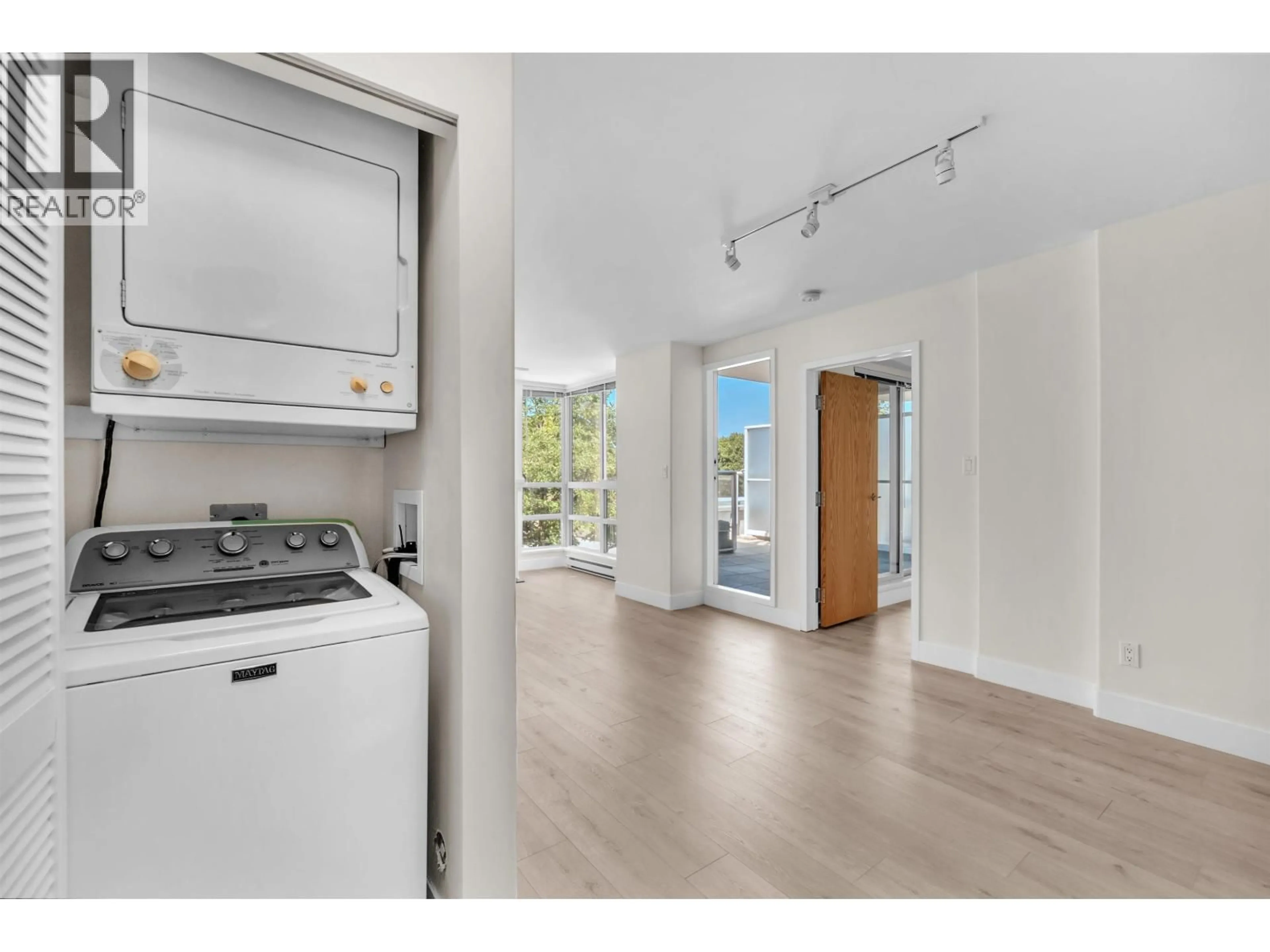 Unknown for 403 - 1818 6TH AVENUE, Vancouver British Columbia V6J1R6