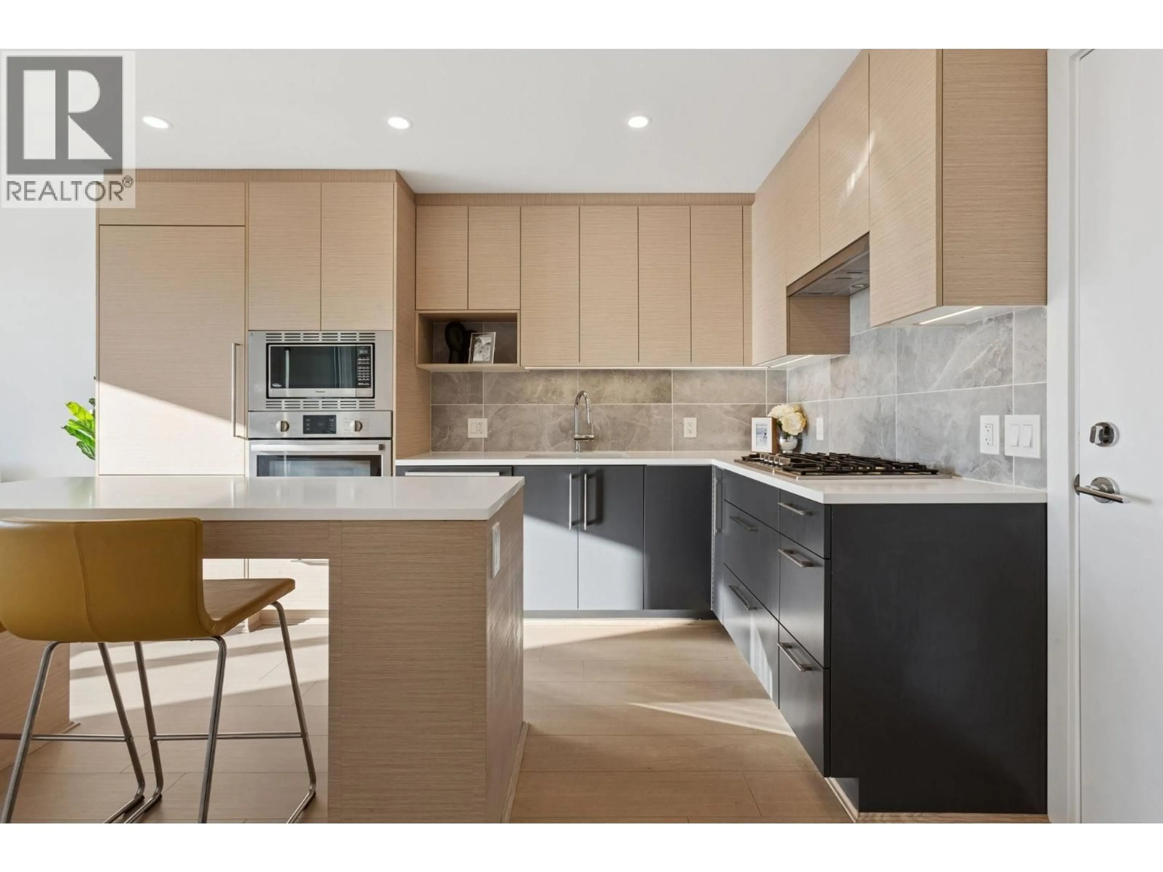 Unknown for 415 - 8888 OSLER STREET, Vancouver British Columbia V6P4G2