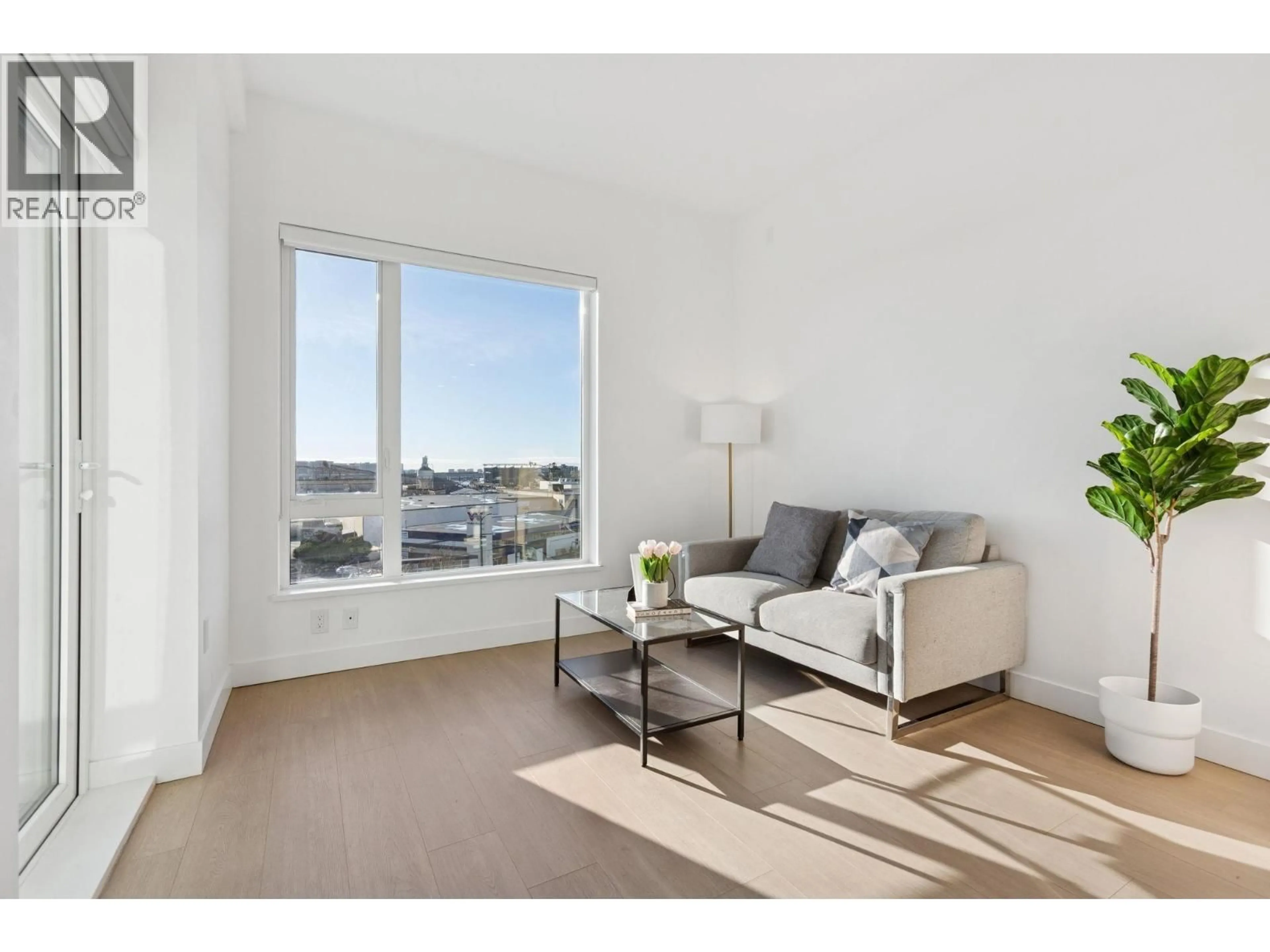 Living room with furniture, unknown for 415 - 8888 OSLER STREET, Vancouver British Columbia V6P4G2