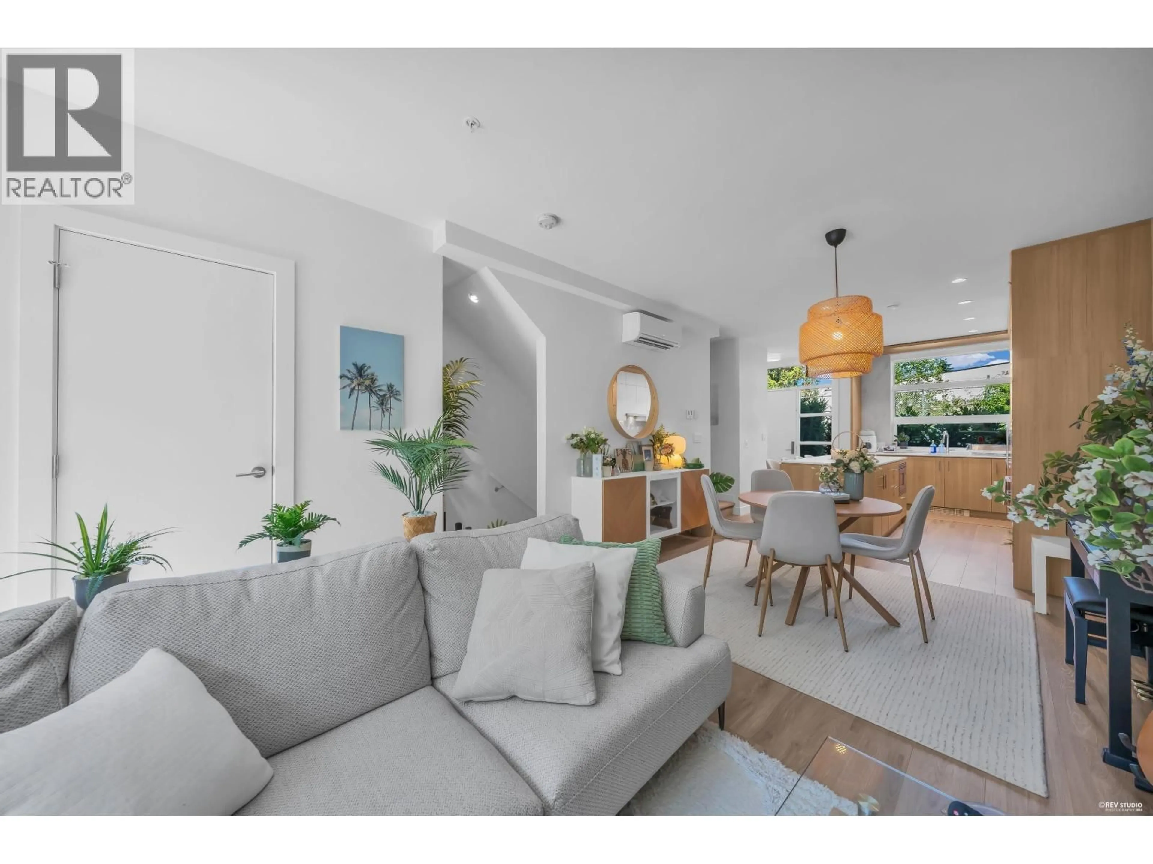 Living room with furniture, unknown for 1202 - 6085 IRMIN STREET, Burnaby British Columbia V5J5C5
