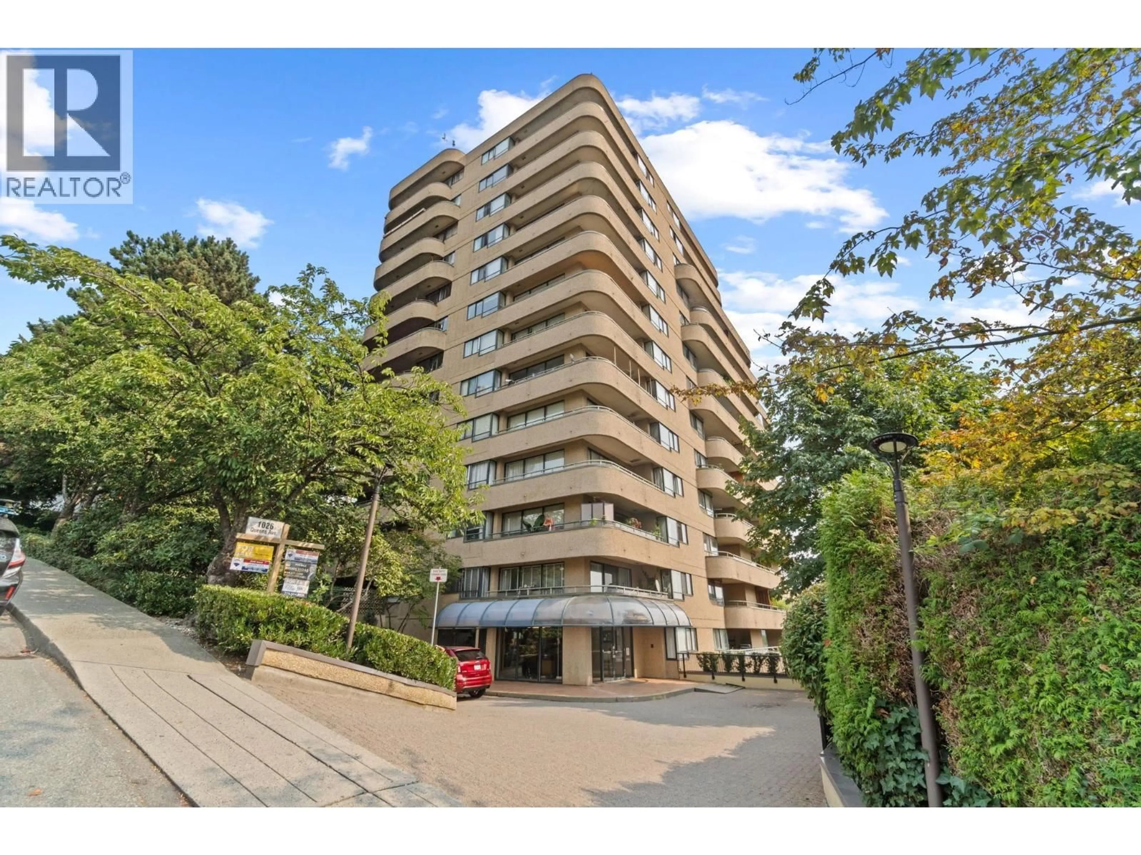 A pic from outside/outdoor area/front of a property/back of a property/a pic from drone, building for 804 - 1026 QUEENS AVENUE, New Westminster British Columbia V3M6B2