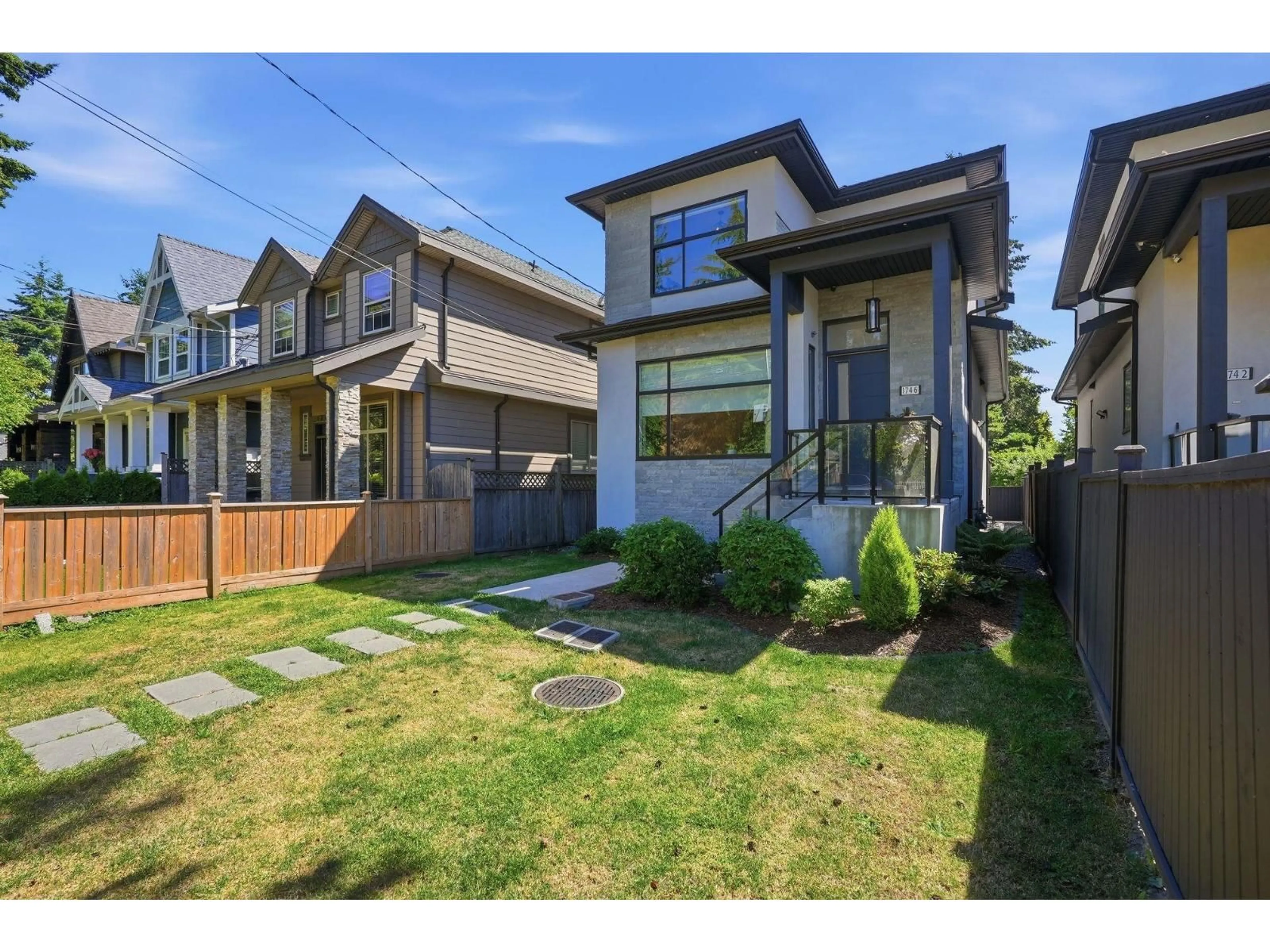 Unknown for 1746 140 STREET, Surrey British Columbia V4A4G9