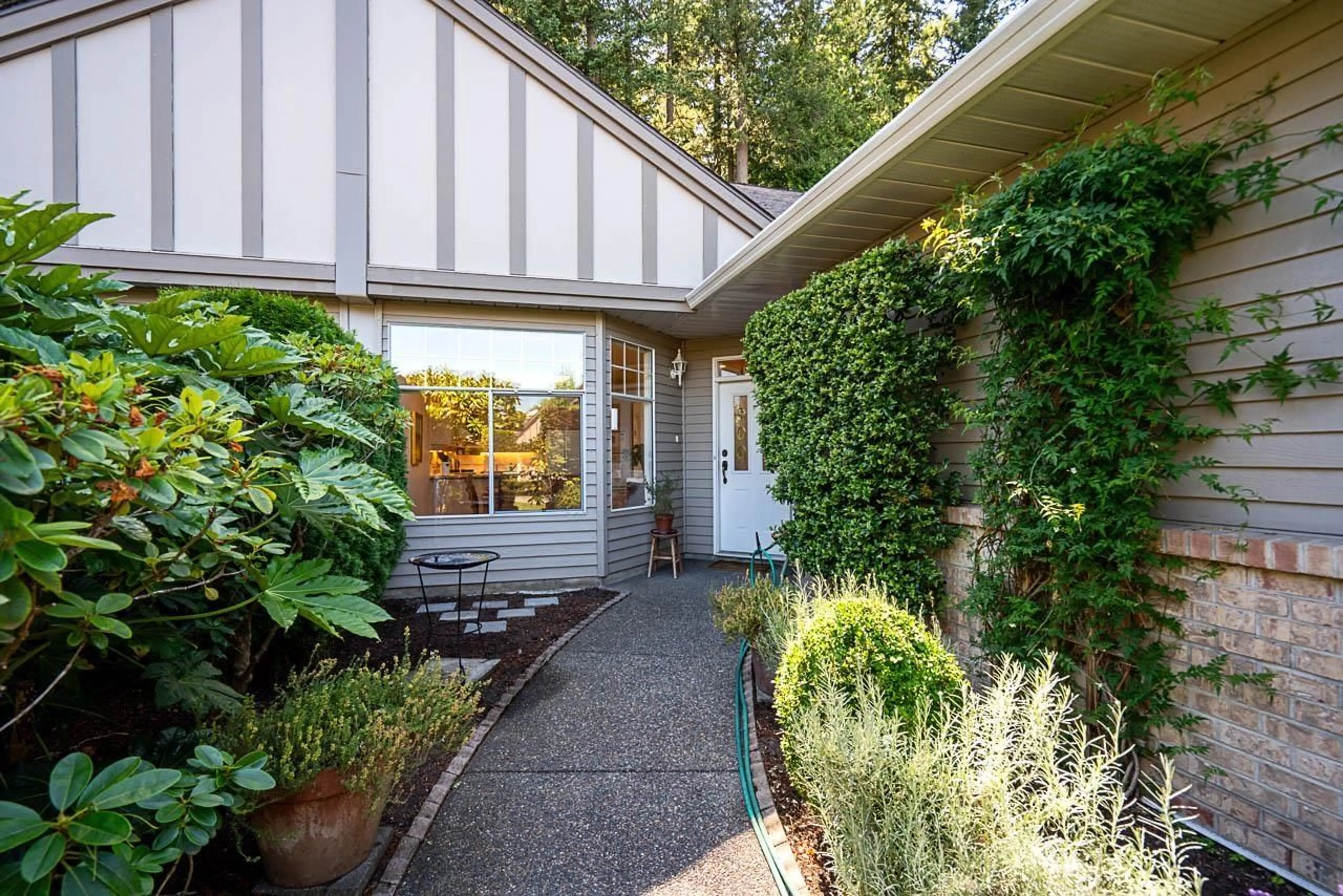 Unknown for 87 - 2533 152 STREET, Surrey British Columbia V4P1N4