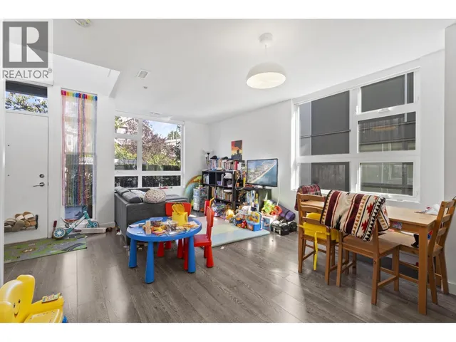 190 63RD AVENUE, Vancouver 4