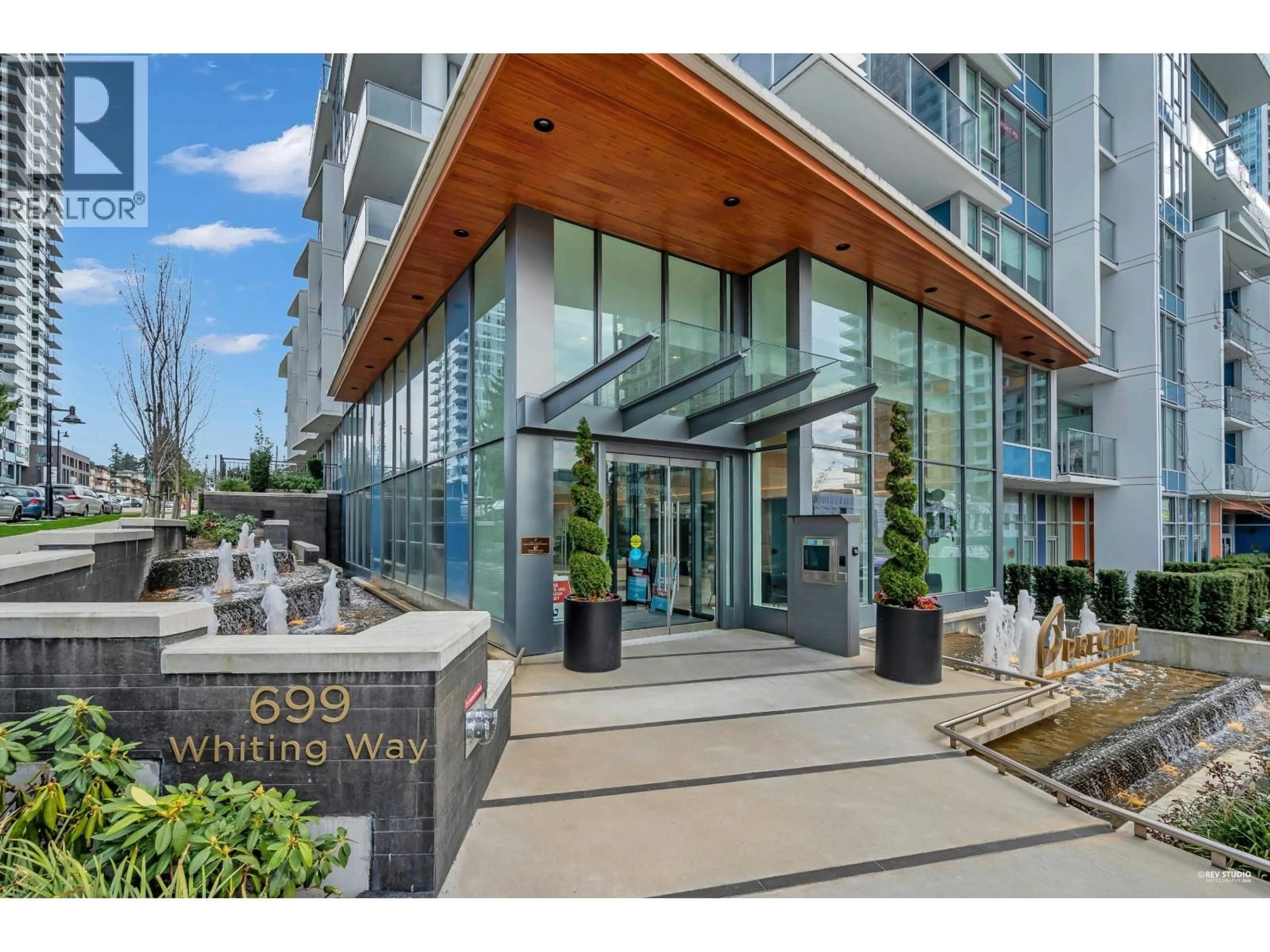 Indoor entryway for 1107 - 699 WHITING WAY, Coquitlam British Columbia V3J0N7