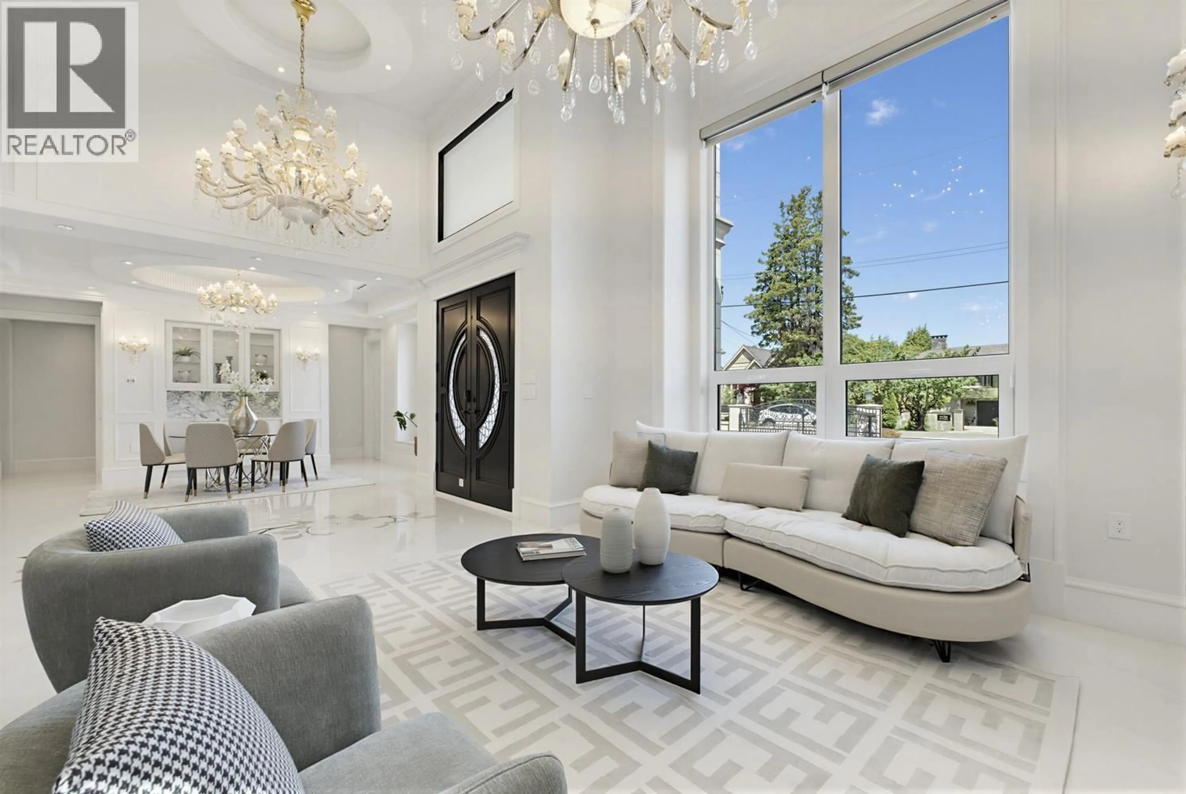 Living room with furniture, unknown for 5500 CATHAY ROAD, Richmond British Columbia V7C3C8