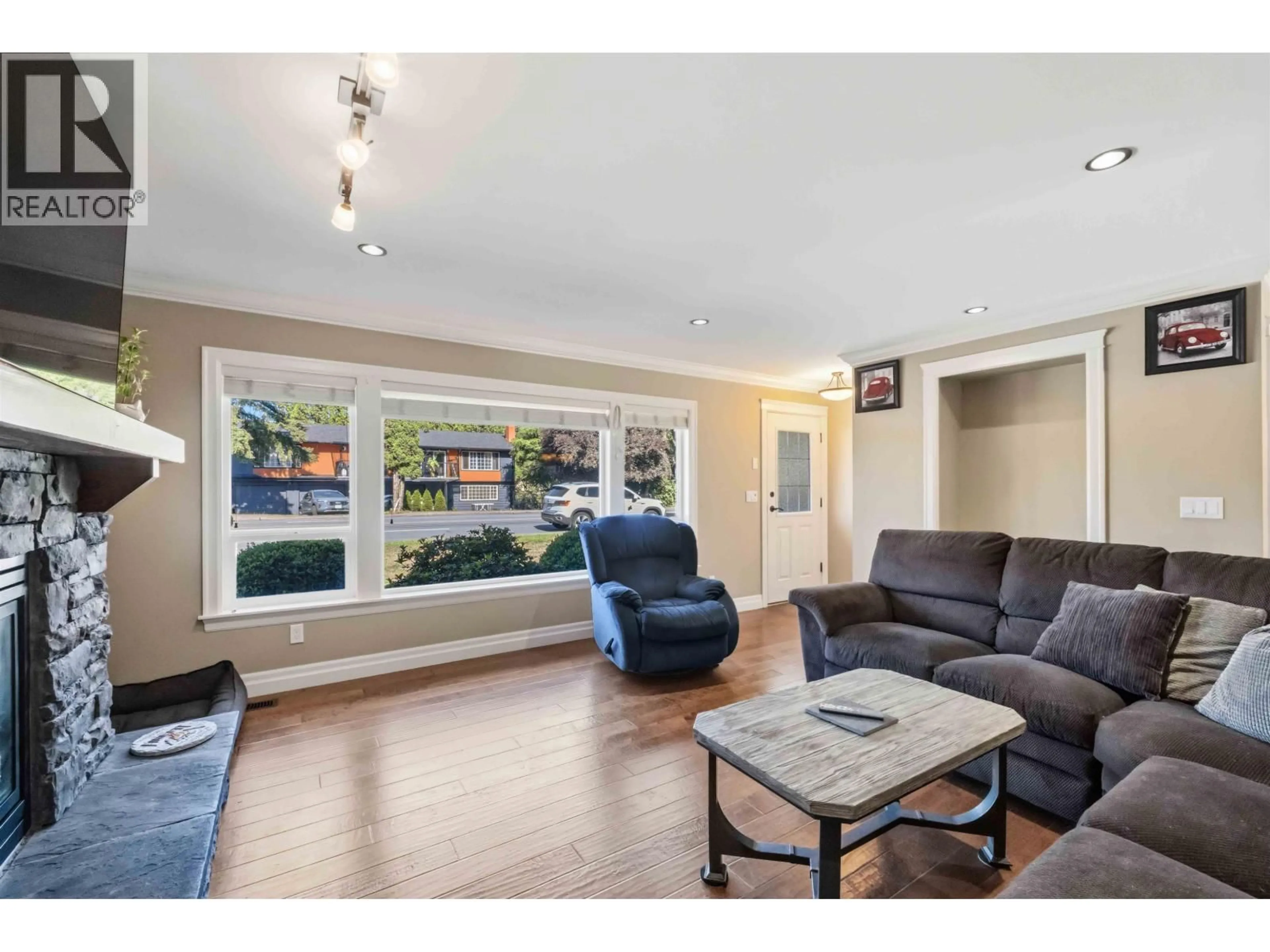 Living room with furniture, unknown for 12316 227 STREET, Maple Ridge British Columbia V2X6J7