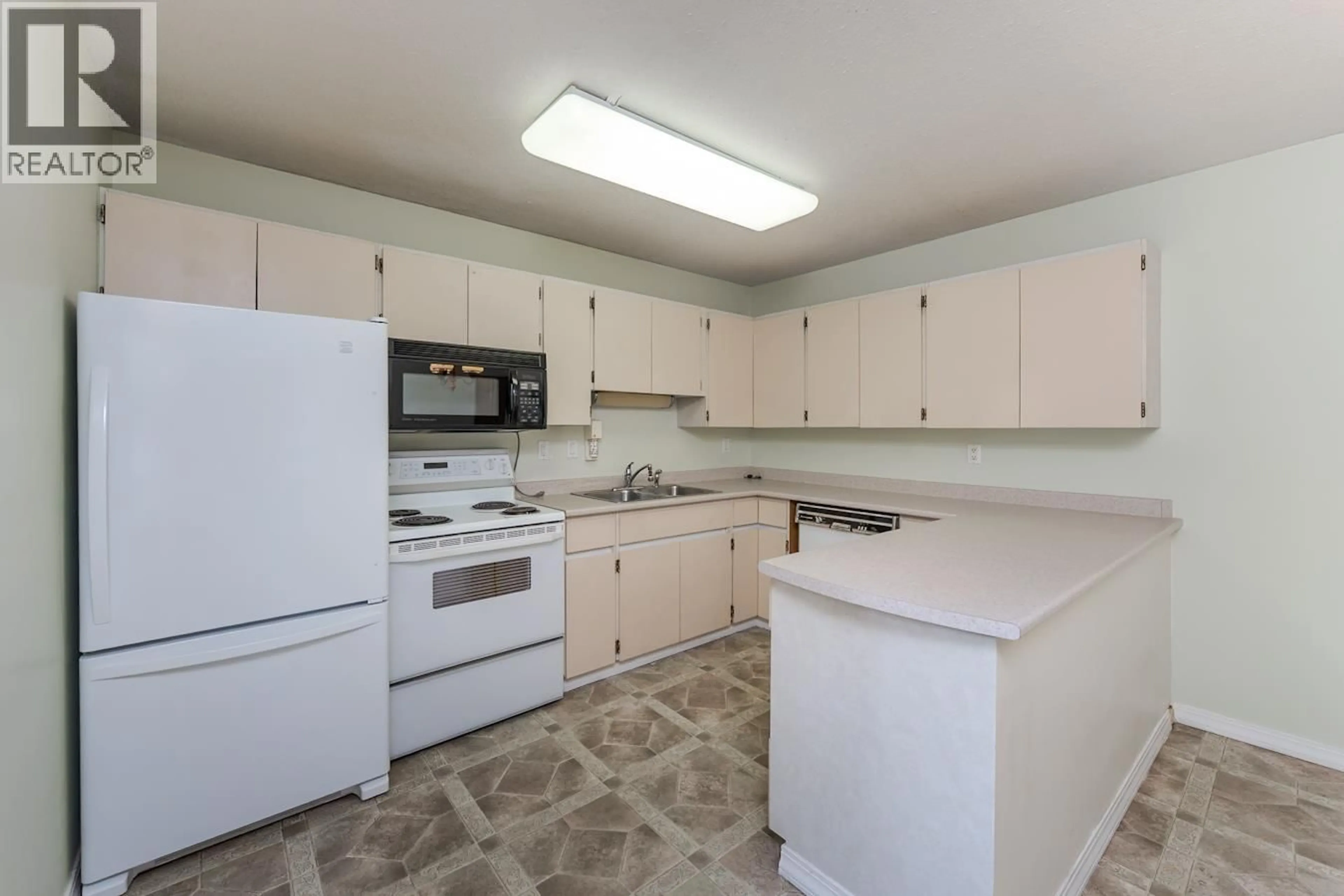 Standard kitchen, unknown for 6712 LILAC CRESCENT, Prince George British Columbia V2K3G9