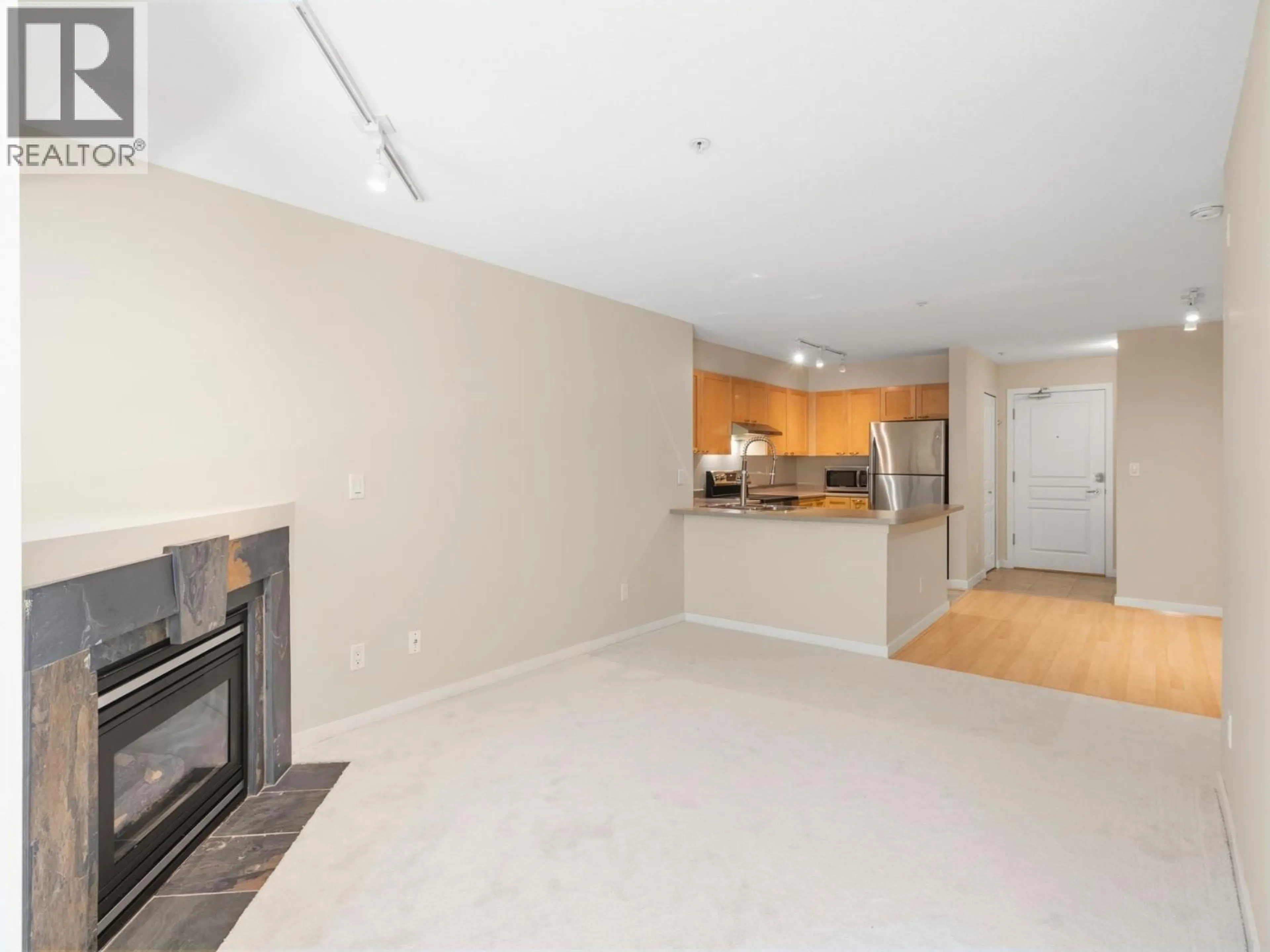 Unknown for 207 - 7383 GRIFFITHS DRIVE, Burnaby British Columbia V5E4M8