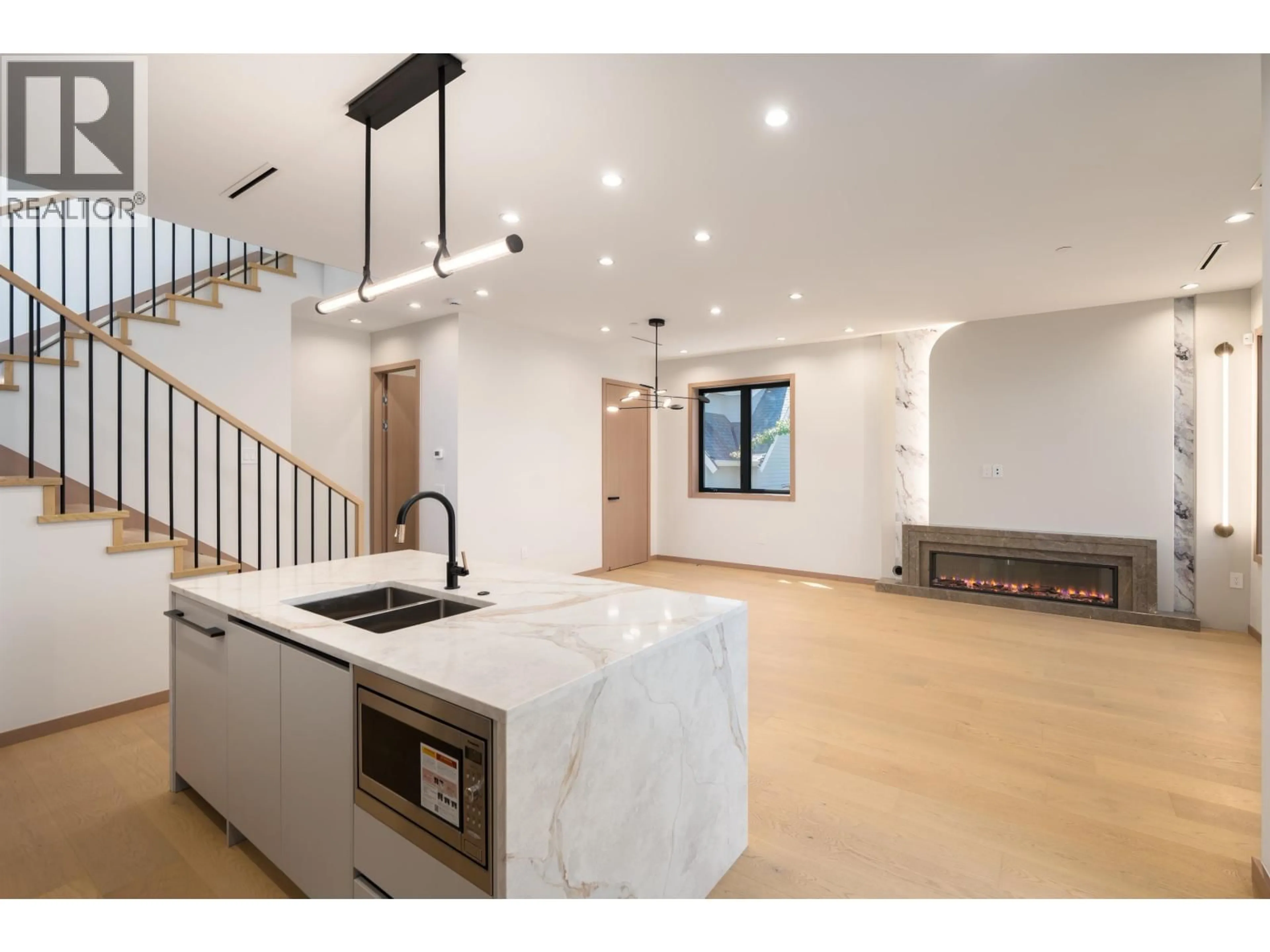 Open concept kitchen, unknown for 1 - 1448 30TH AVENUE, Vancouver British Columbia V5N3A2