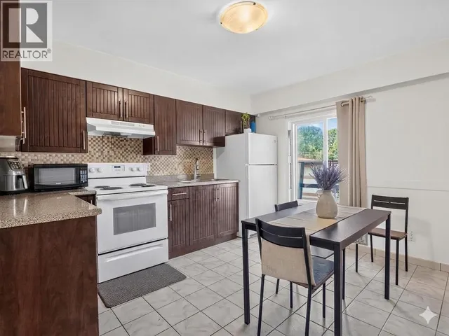 3807 VICTORIA DRIVE, Vancouver 5