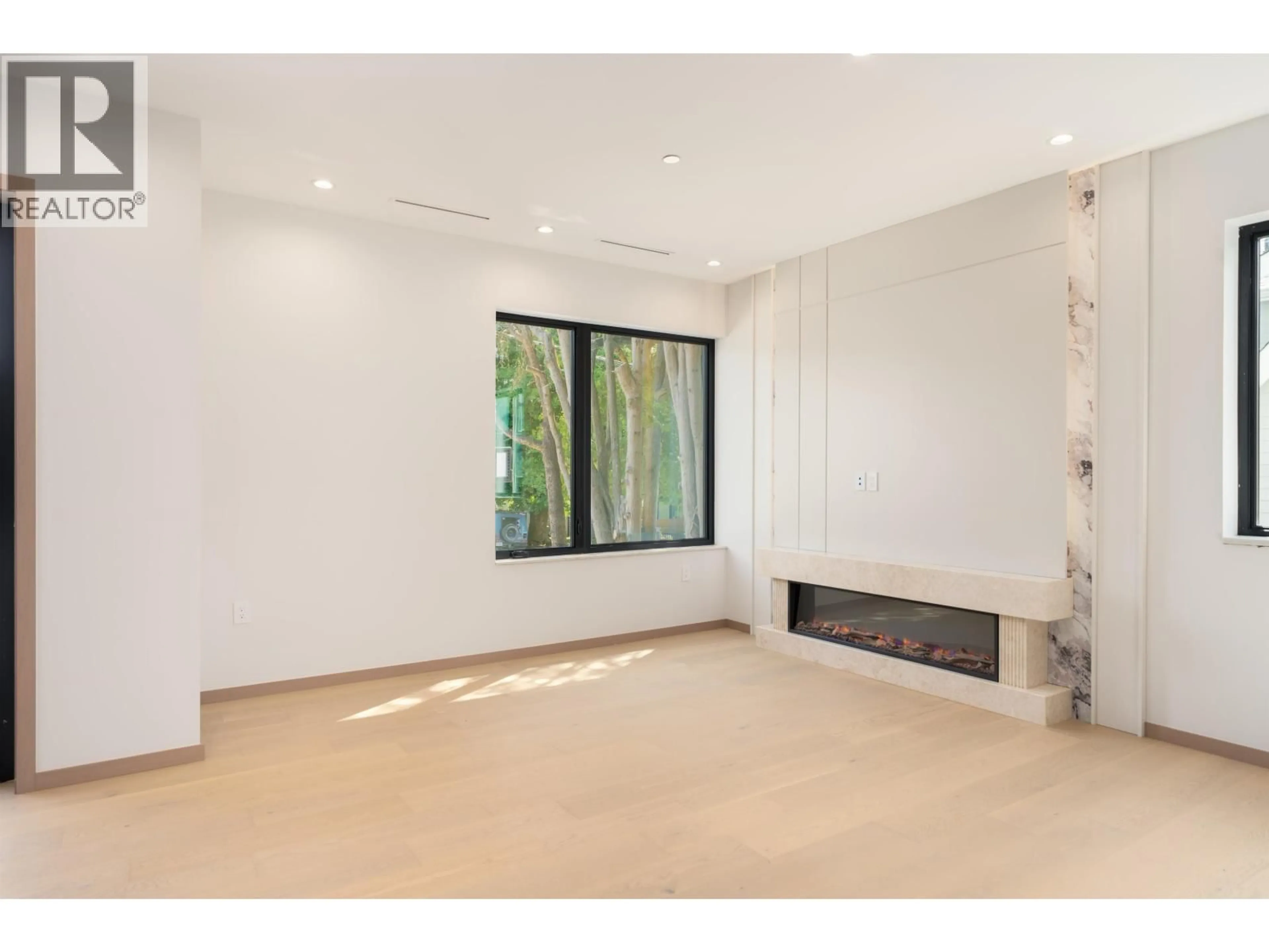 A pic of a room for 2 - 1448 30TH AVENUE, Vancouver British Columbia V5N3A2