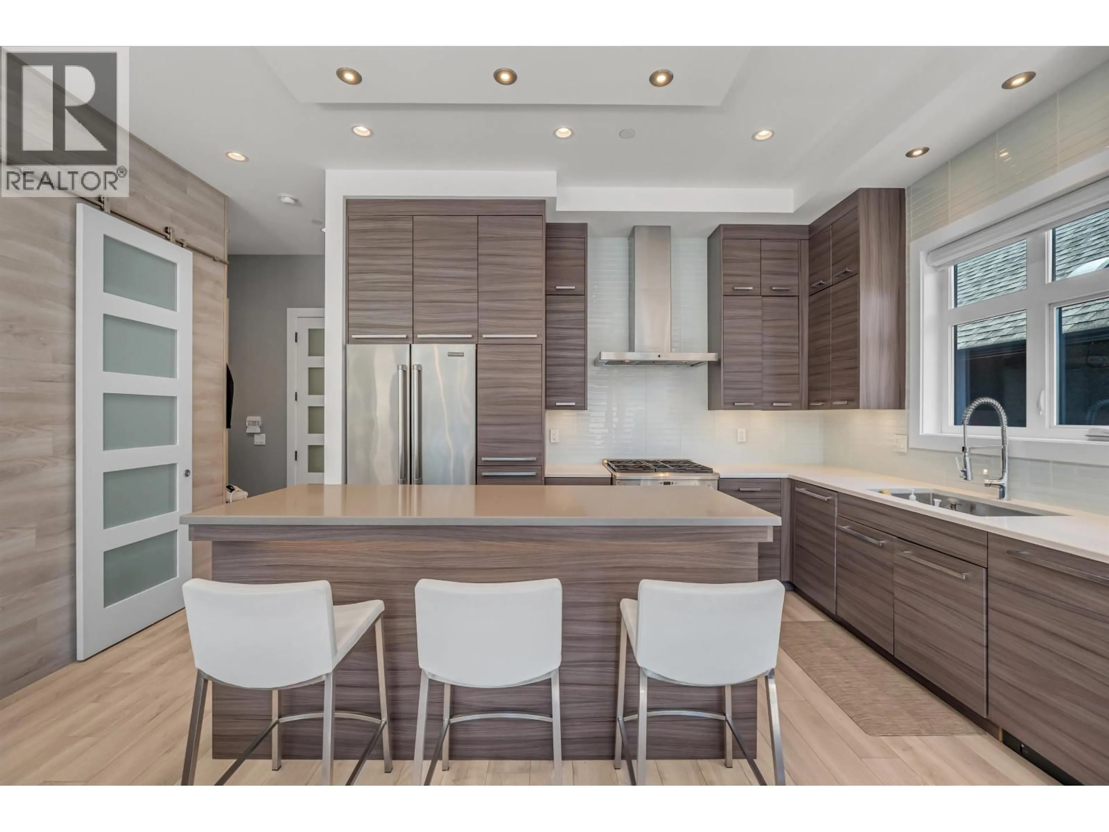 Contemporary kitchen, unknown for 730 11TH AVENUE, Vancouver British Columbia V5T2E5