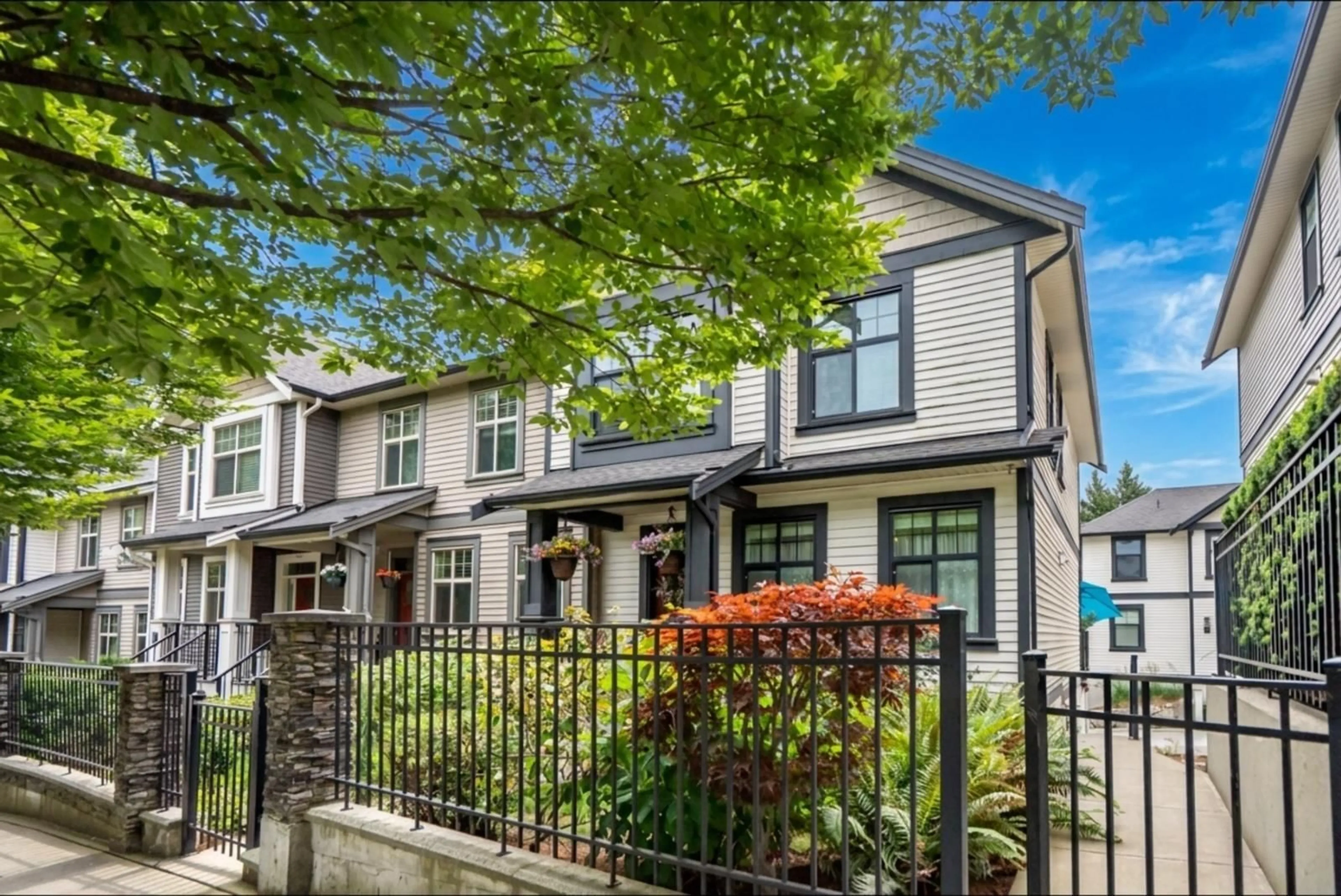 Unknown for 6 - 35298 MARSHALL ROAD, Abbotsford British Columbia V3G0E2