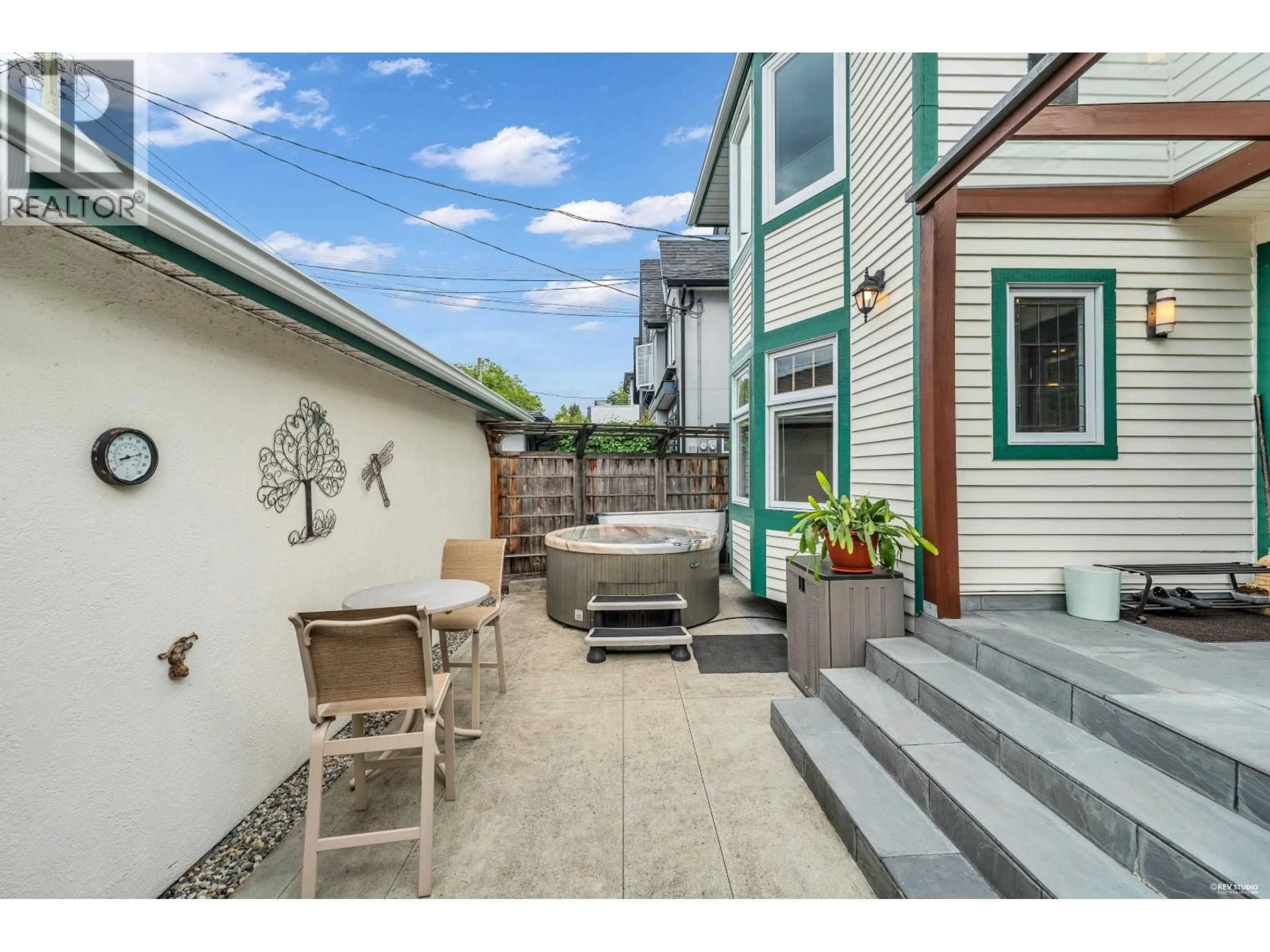 Patio, street for 1823 CREELMAN AVENUE, Vancouver British Columbia V6J1B7