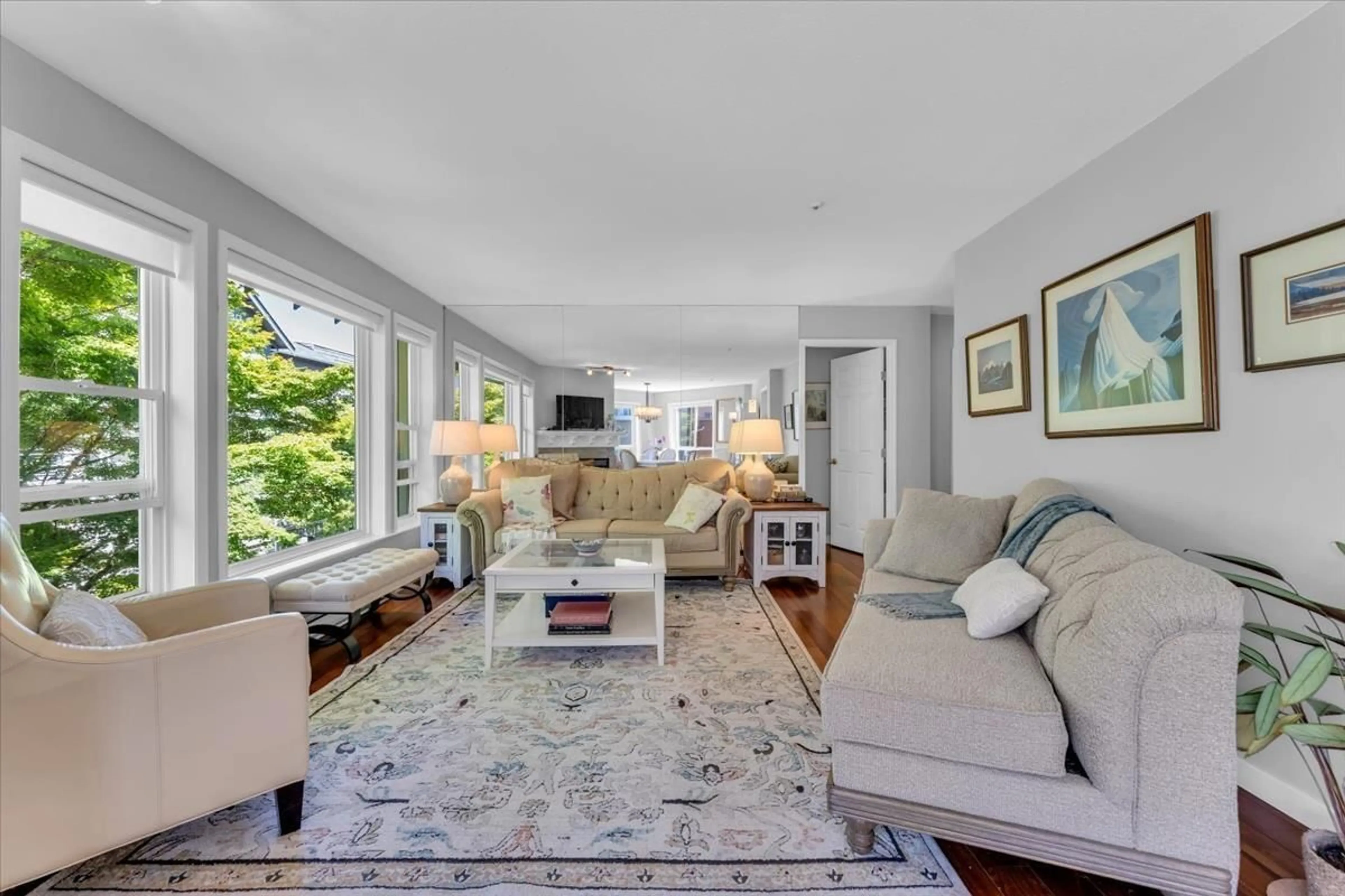 Living room with furniture, unknown for 312 - 15555 16 AVENUE, Surrey British Columbia V4A1R7