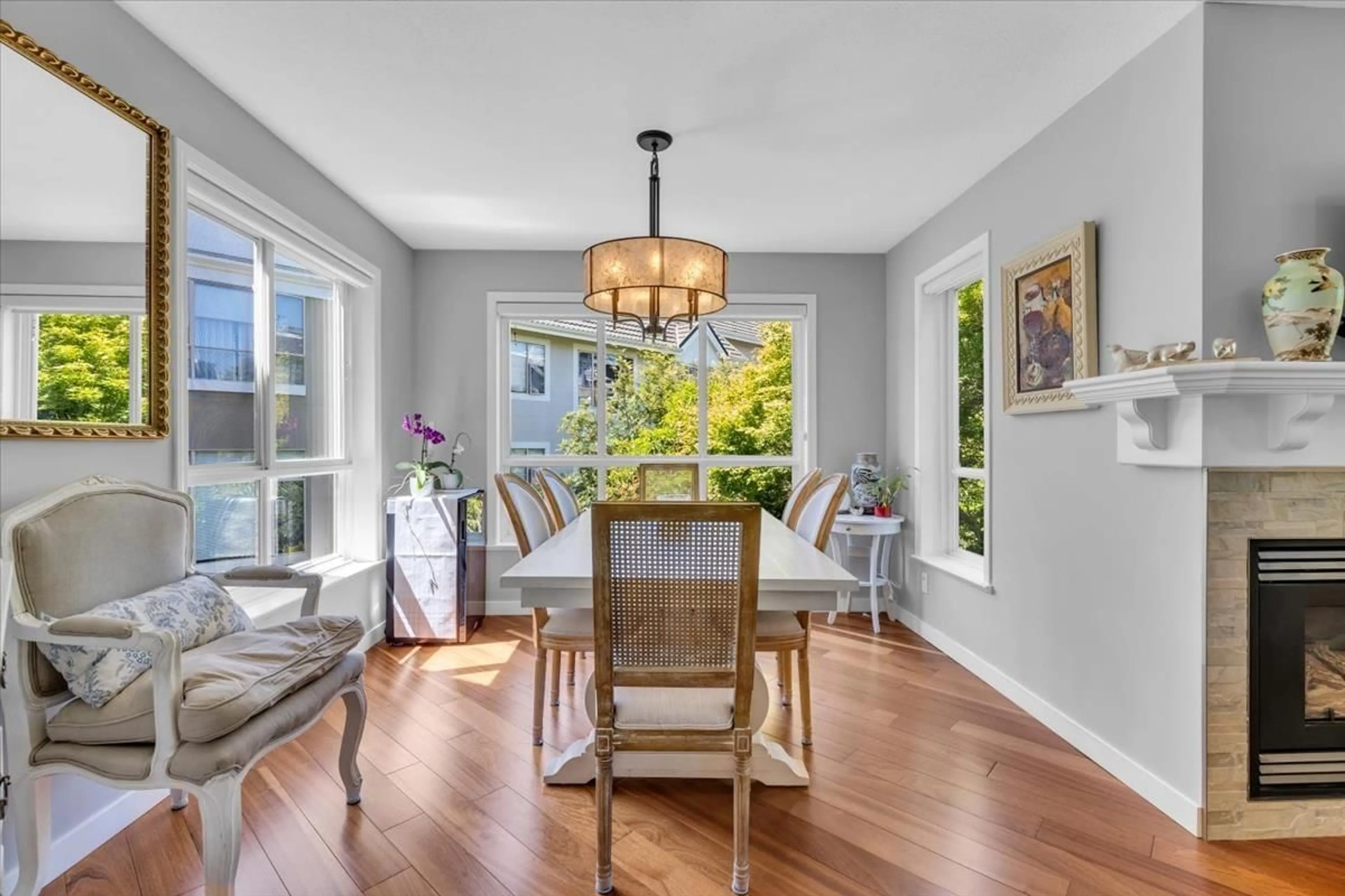 Dining room, unknown for 312 - 15555 16 AVENUE, Surrey British Columbia V4A1R7