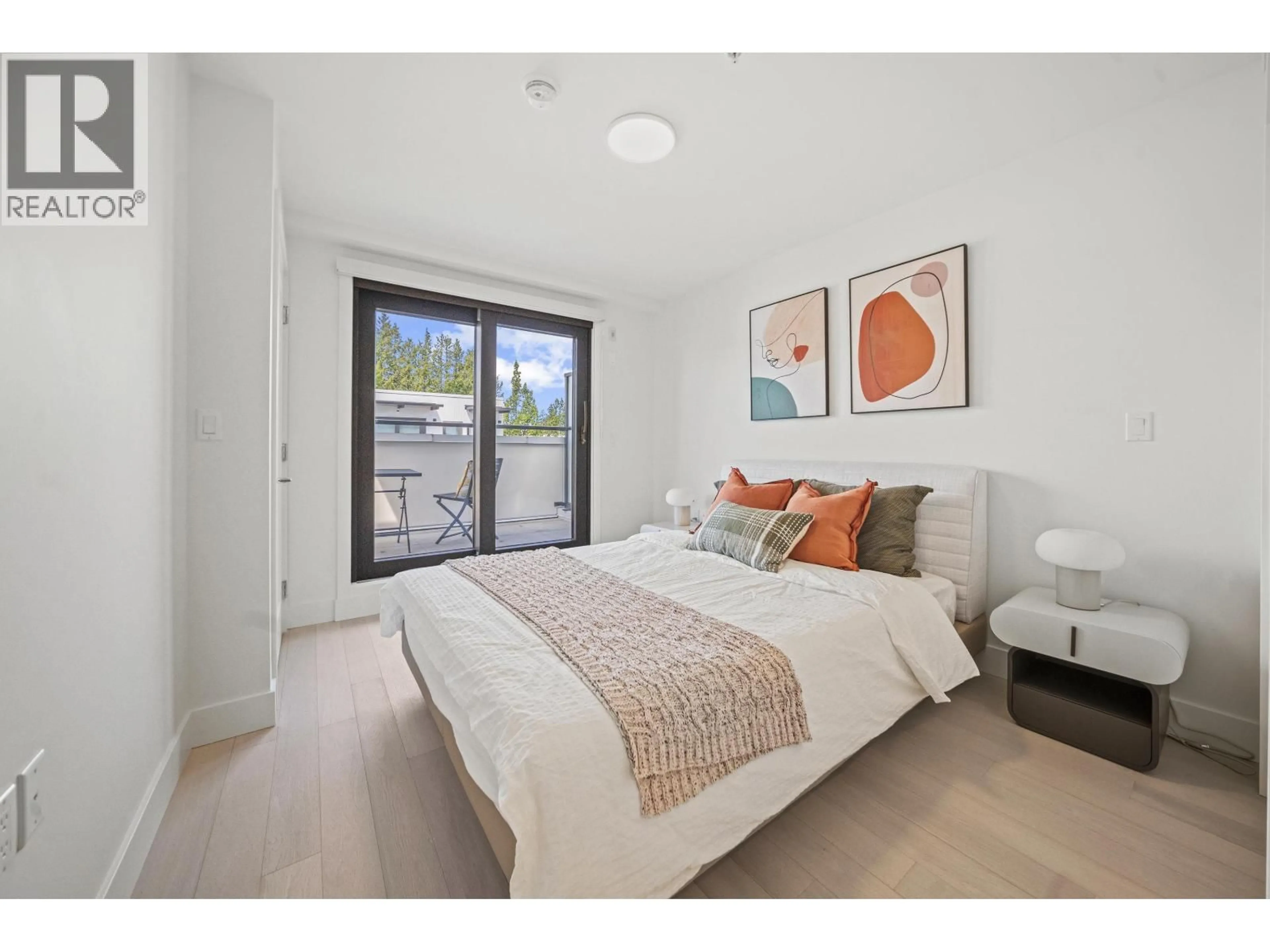Bedroom with bed, unknown for 6352 OAK STREET, Vancouver British Columbia V6P2W4