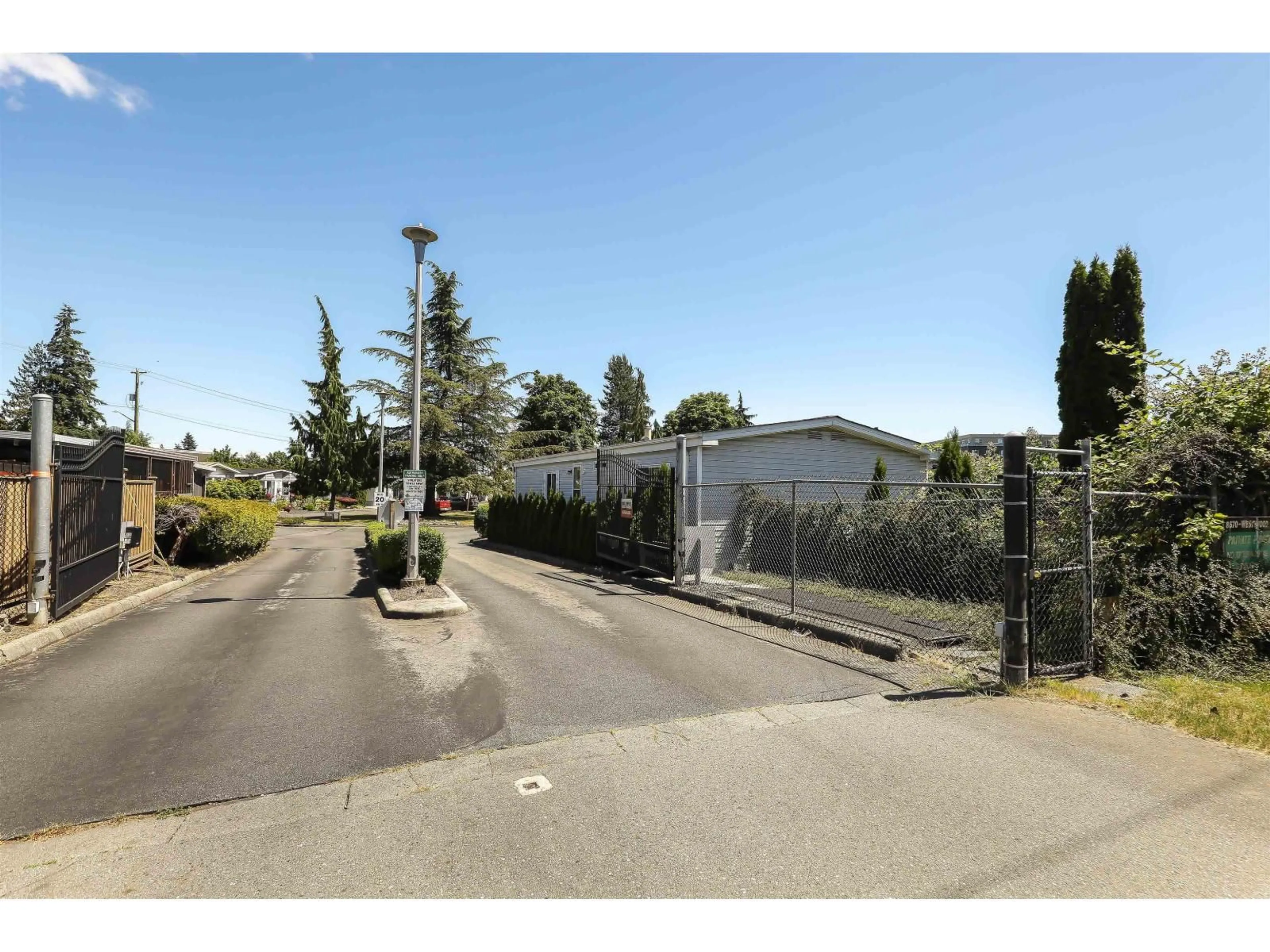 Unknown for 22 - 8670 156 STREET, Surrey British Columbia V3S3S1