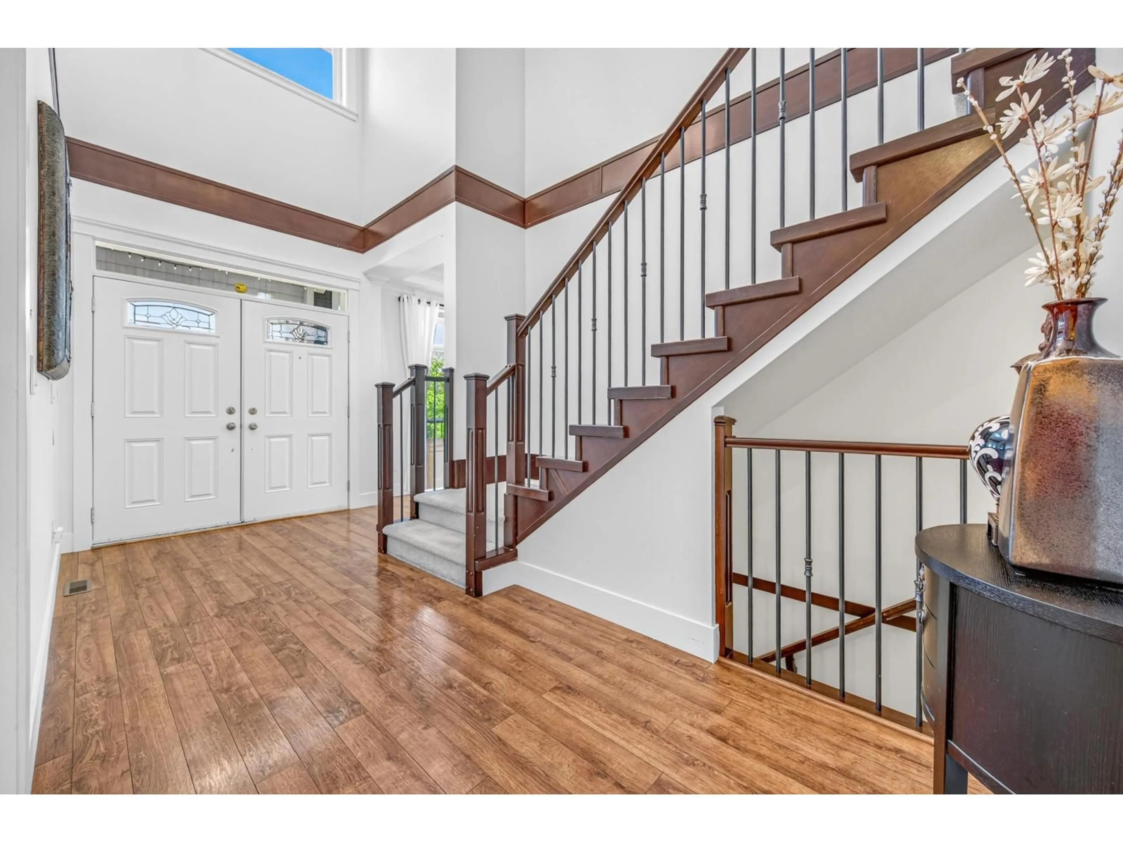 Indoor entryway for 7336 201B STREET, Langley British Columbia V2Y3G3