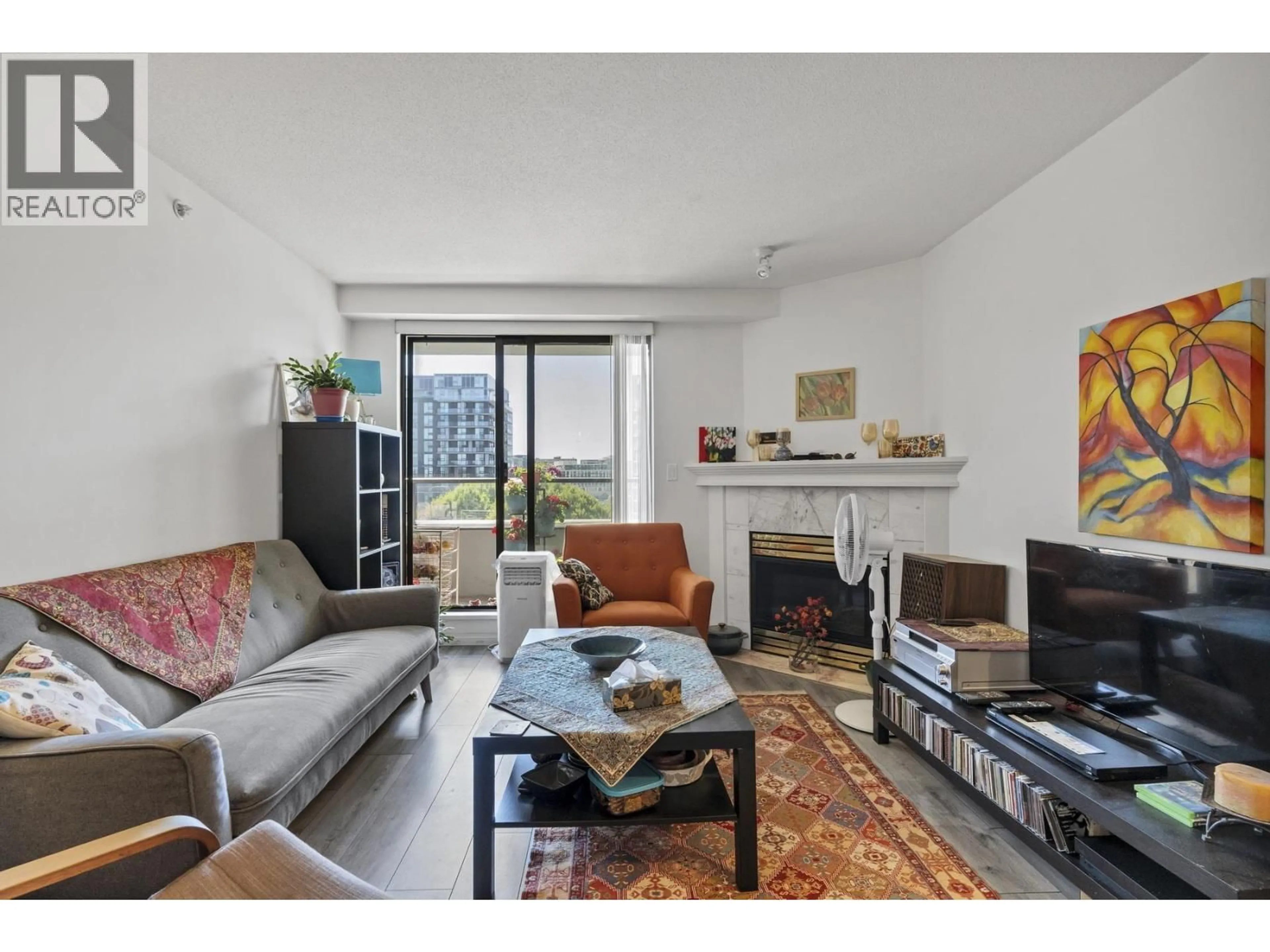 Living room with furniture, unknown for 910 - 6611 COONEY ROAD, Richmond British Columbia V6Y4C5