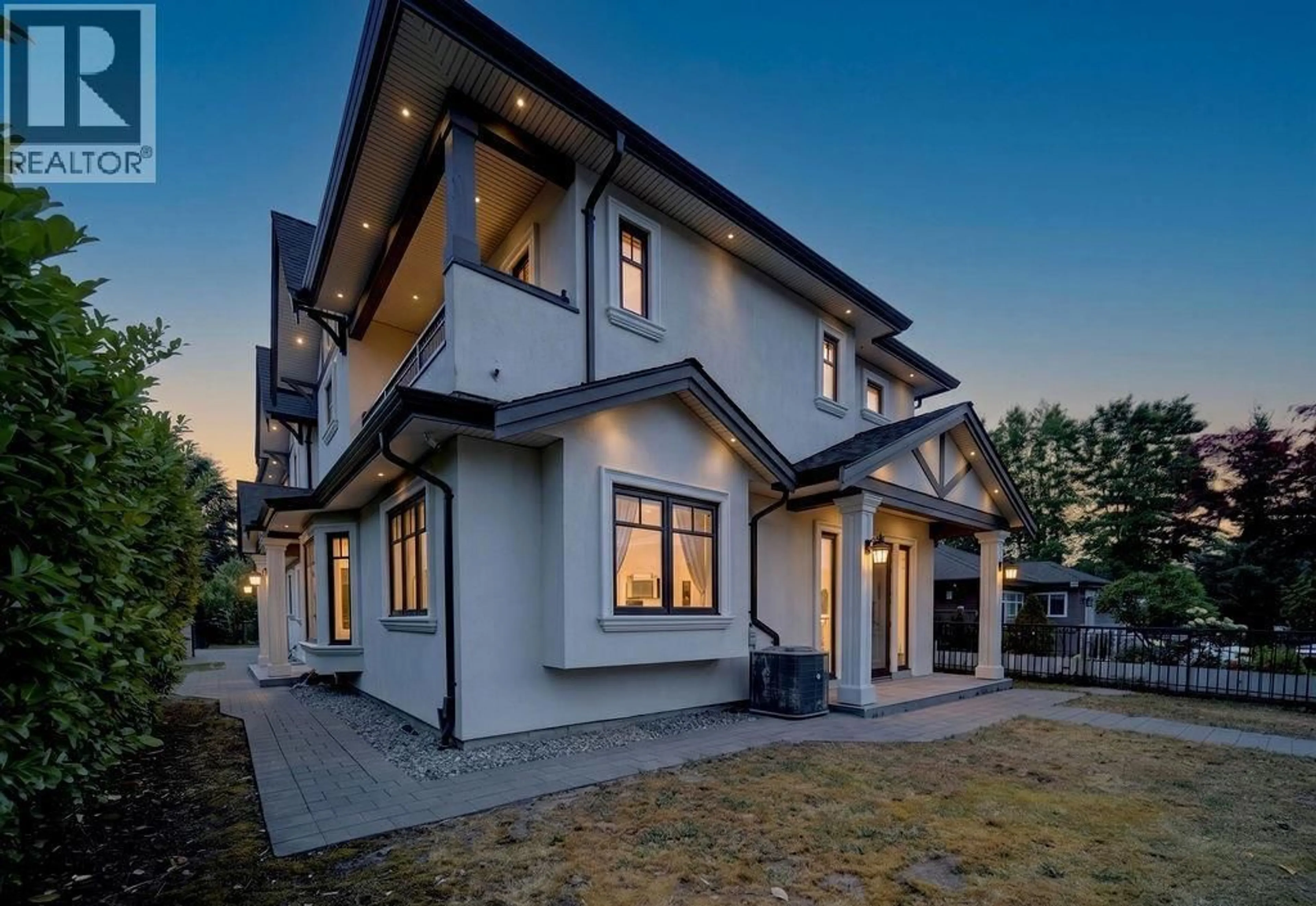 Home with brick exterior material, unknown for 6669 GEORGIA STREET, Burnaby British Columbia V5B4G4