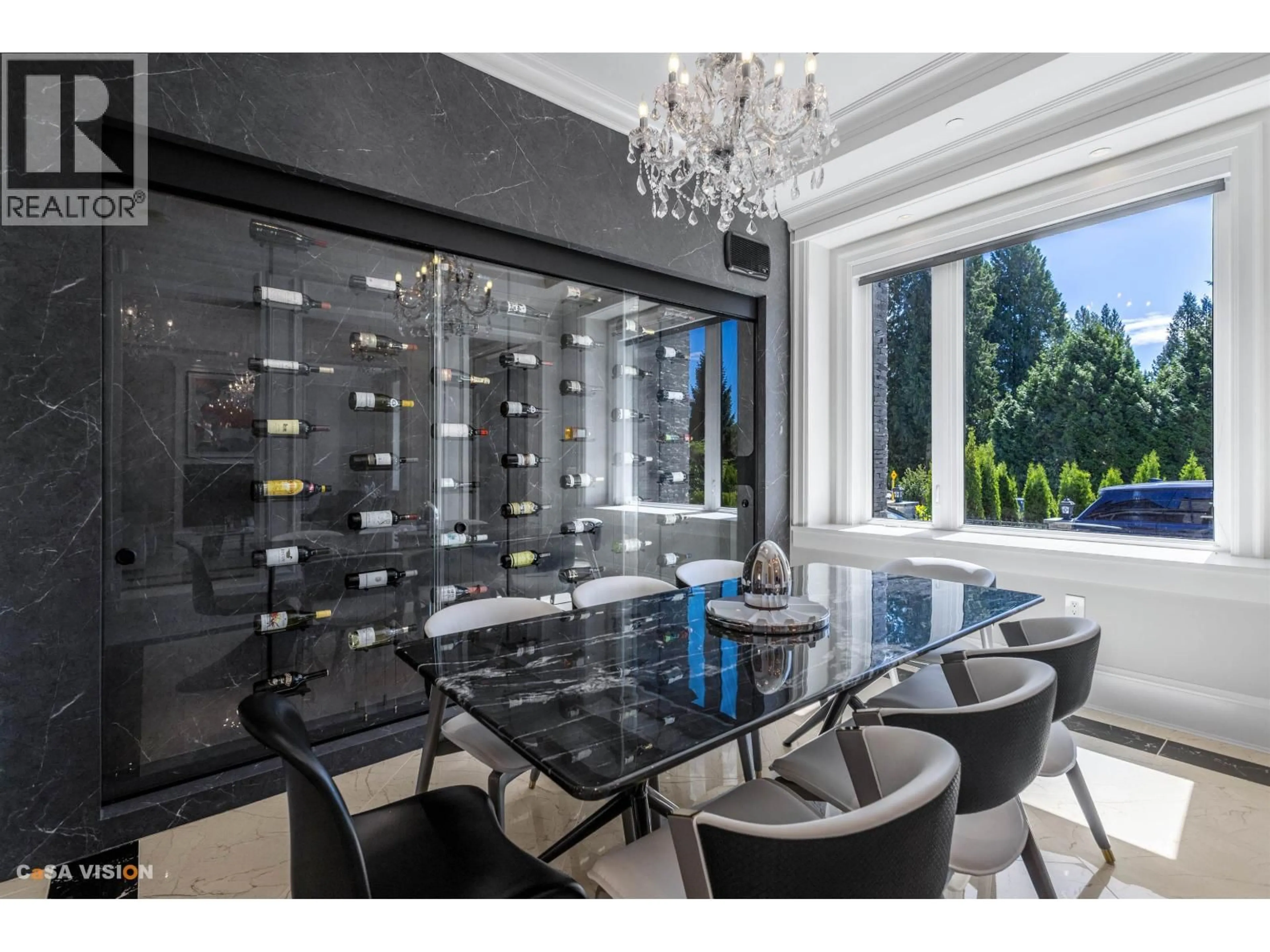Dining room, ceramic/tile floor for 991 CROSS CREEK ROAD, West Vancouver British Columbia V7S2S6