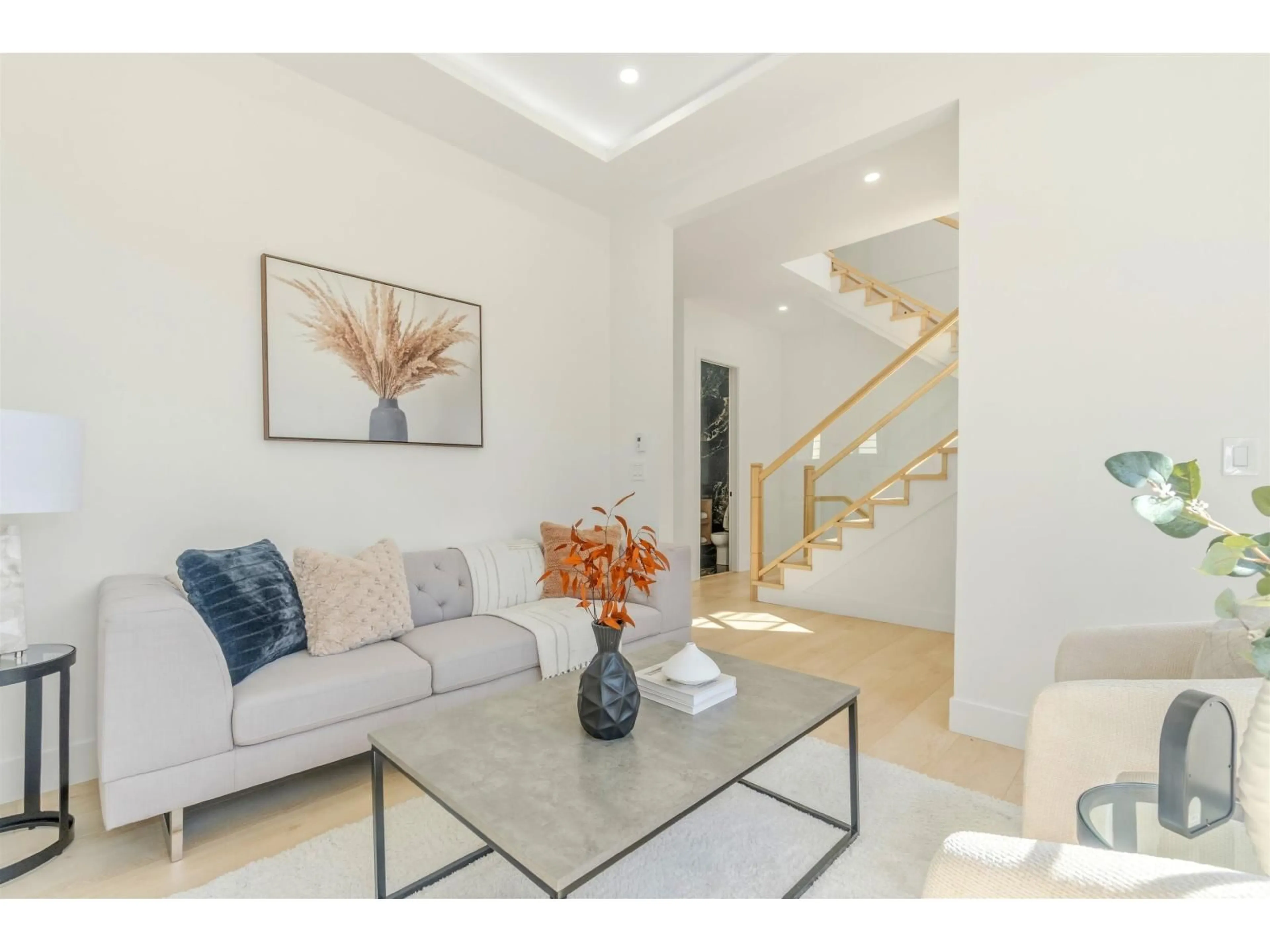 Living room with furniture, unknown for 7128 204 STREET, Langley British Columbia V2Y3S7