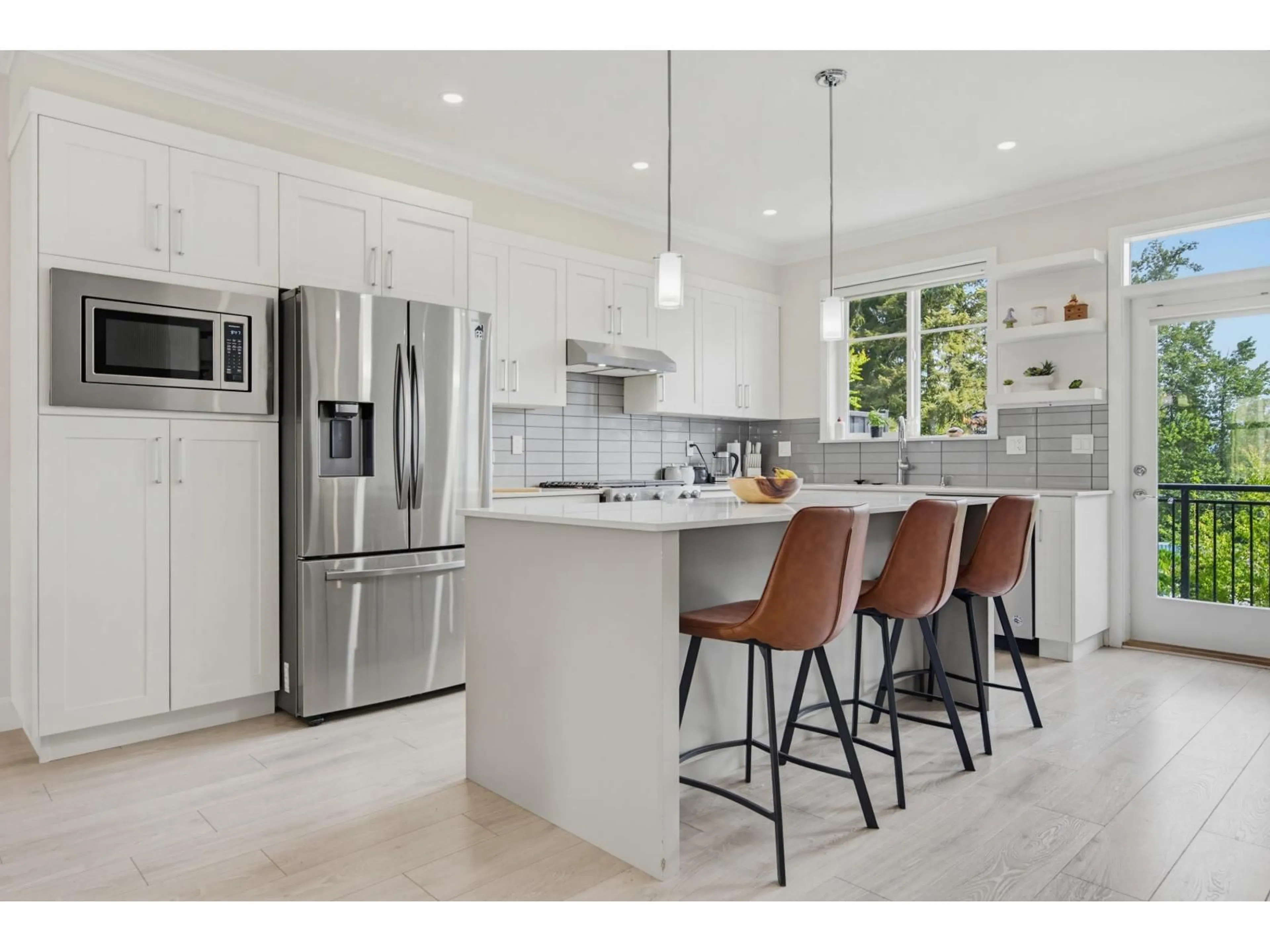Open concept kitchen, ceramic/tile floor for 75 - 15665 MOUNTAIN VIEW DRIVE, Surrey British Columbia V3Z0W8