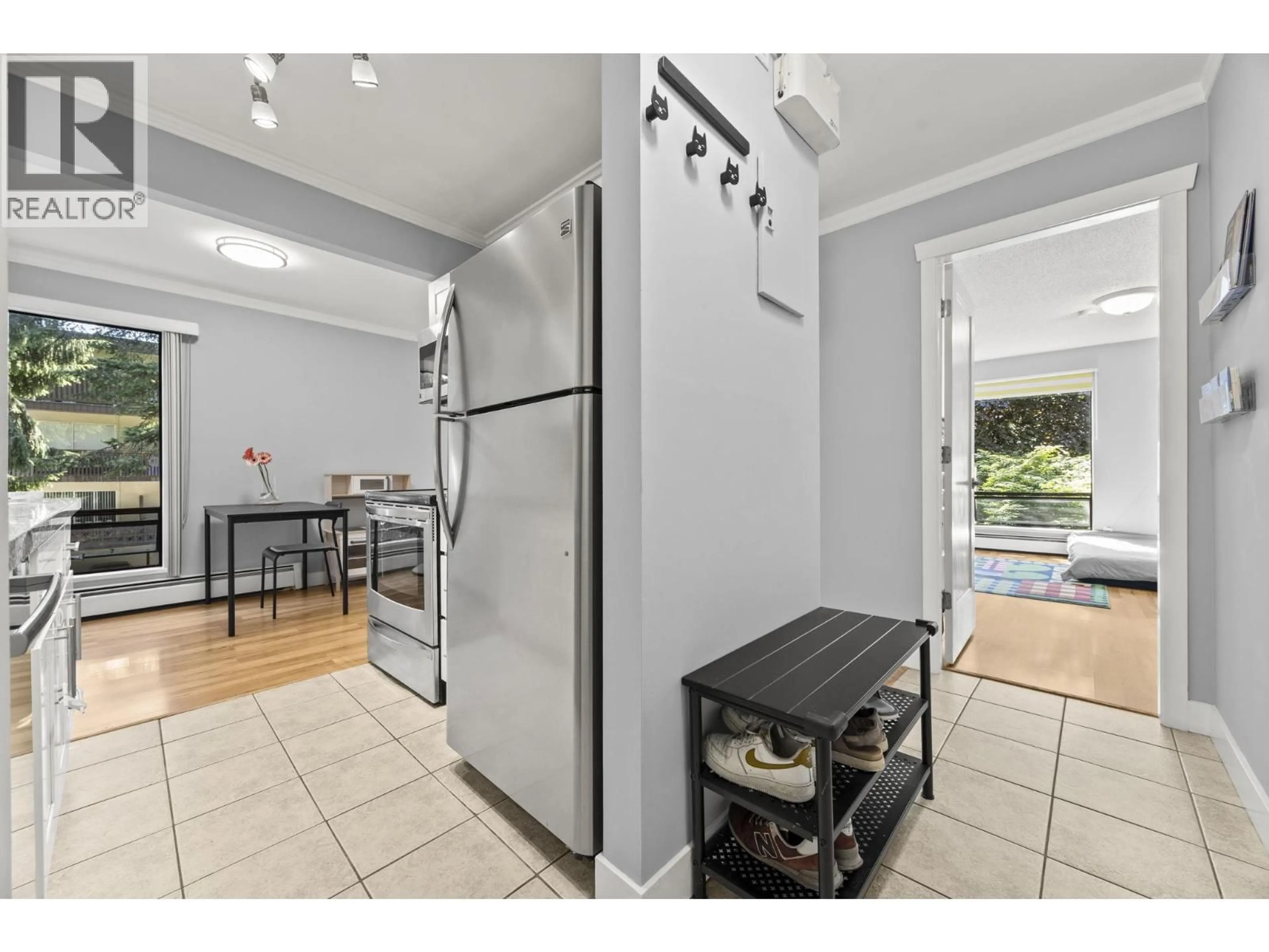 Unknown for 204 - 330 CEDAR STREET, New Westminster British Columbia V3L3P1