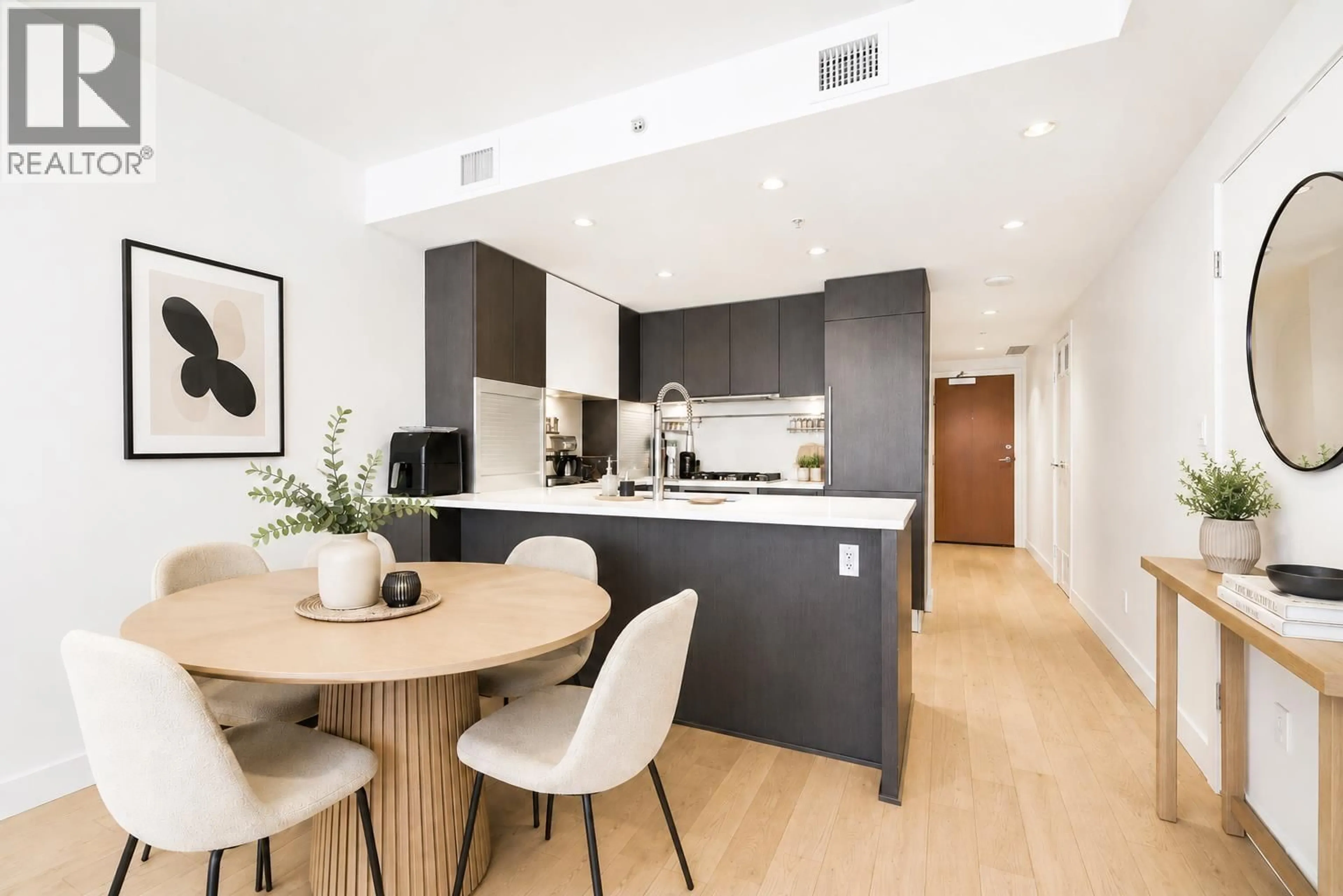 Unknown for 705 - 288 1ST AVENUE, Vancouver British Columbia V6C3L2