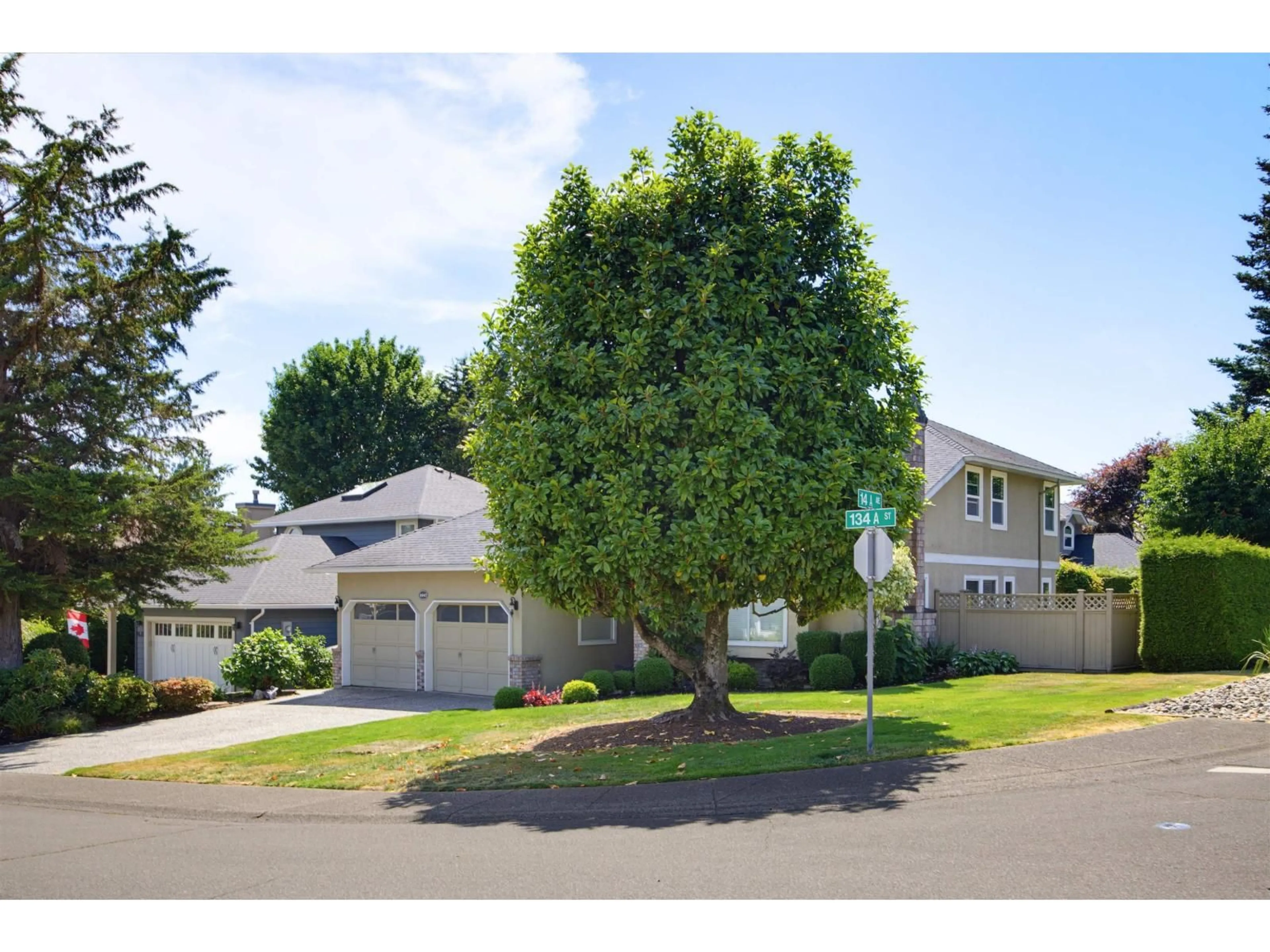 A pic from outside/outdoor area/front of a property/back of a property/a pic from drone, street for 1447 134A STREET, Surrey British Columbia V4A9A6