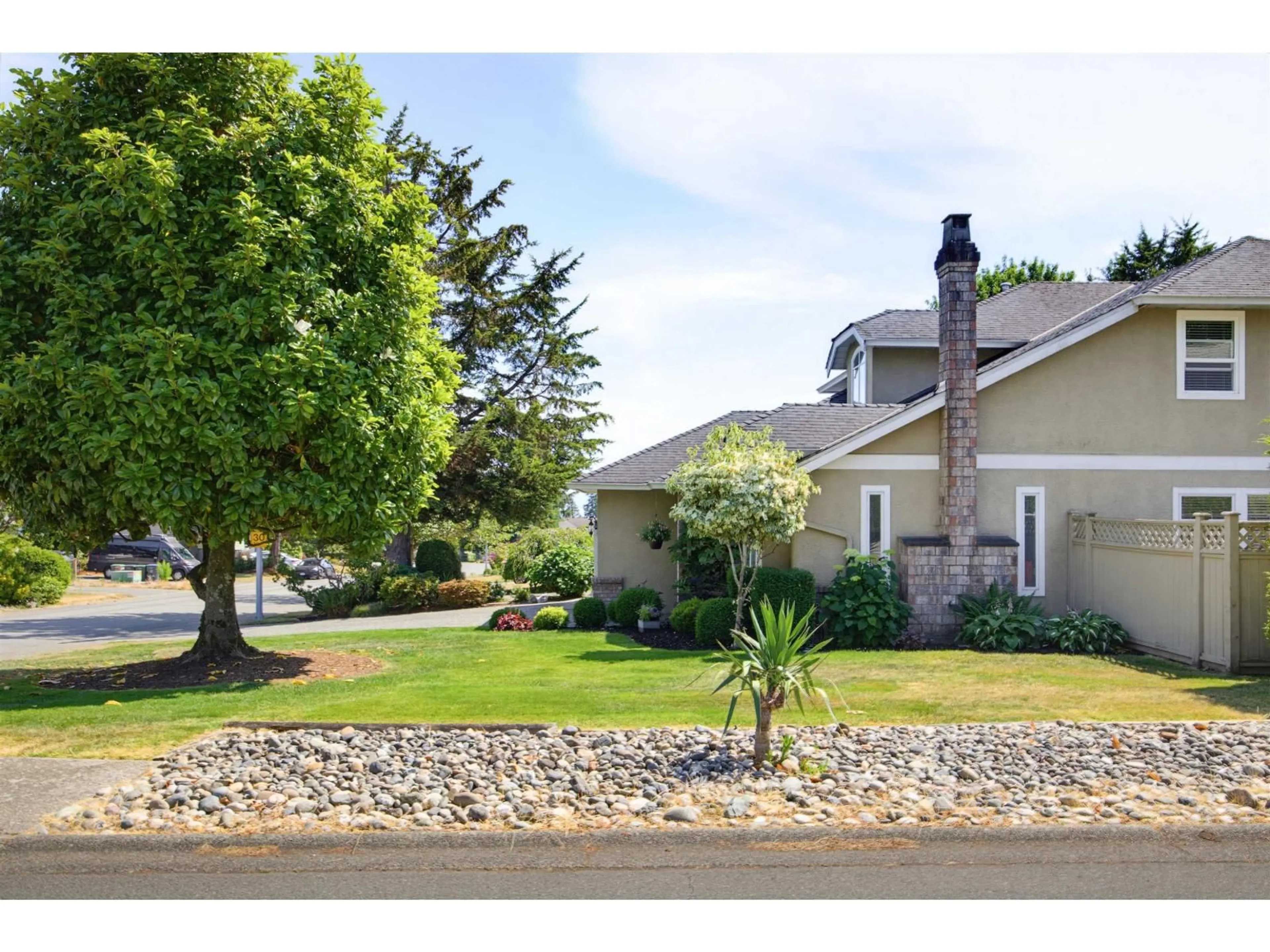 Unknown for 1447 134A STREET, Surrey British Columbia V4A9A6