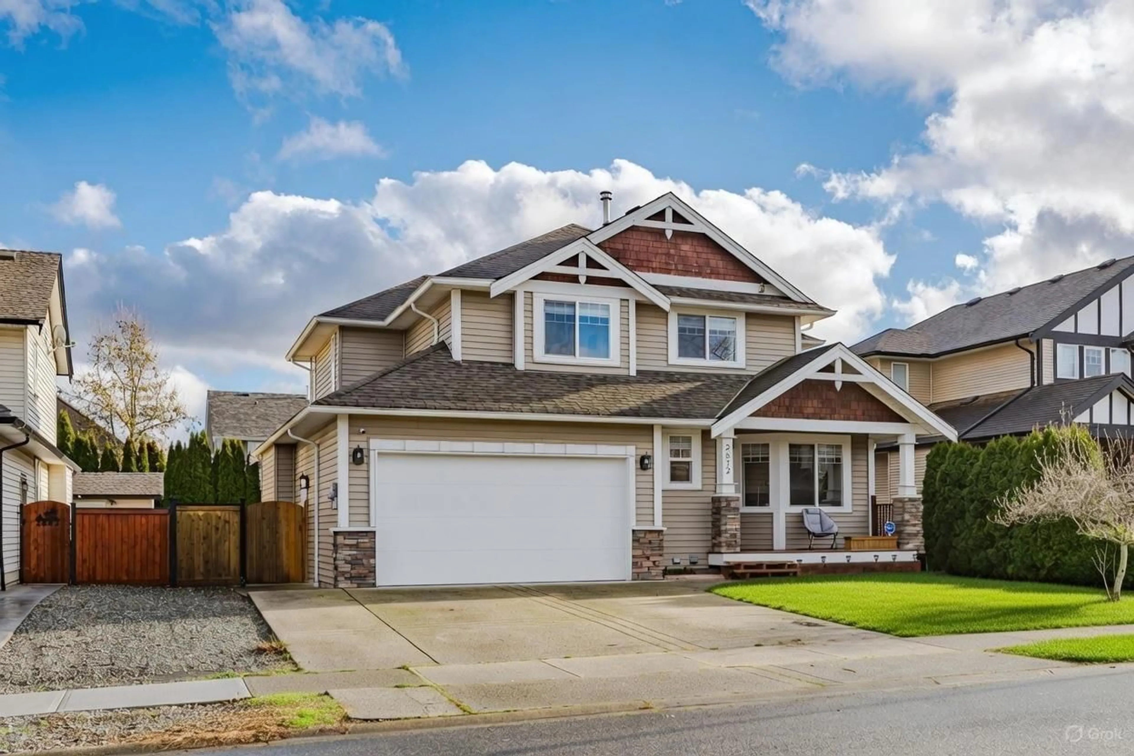 Home with vinyl exterior material, street for 2872 CAMBIE STREET, Abbotsford British Columbia V4X2R9