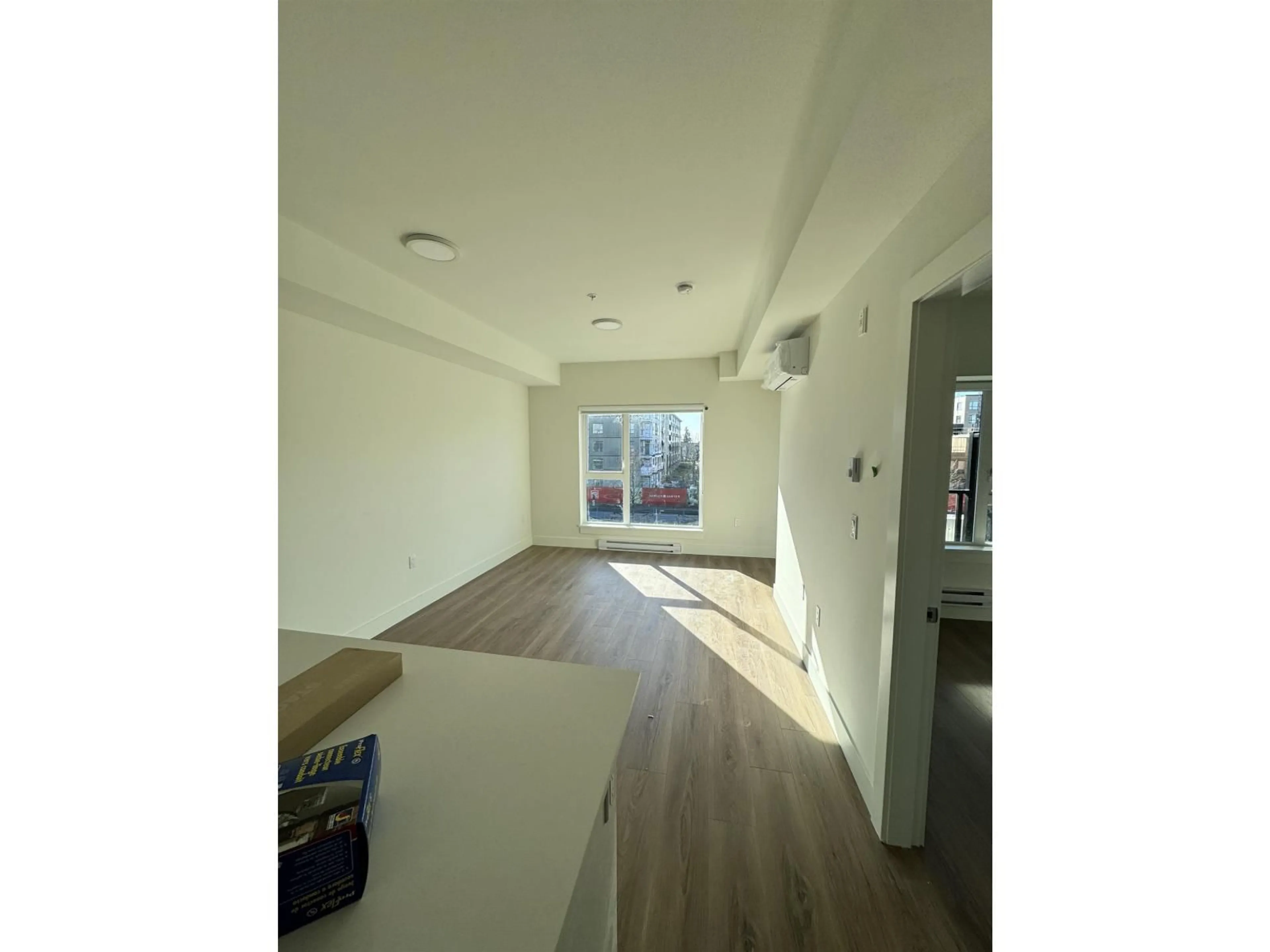 A pic of a room for 305 - 15739 FRASER HIGHWAY, Surrey British Columbia V4N6Y4