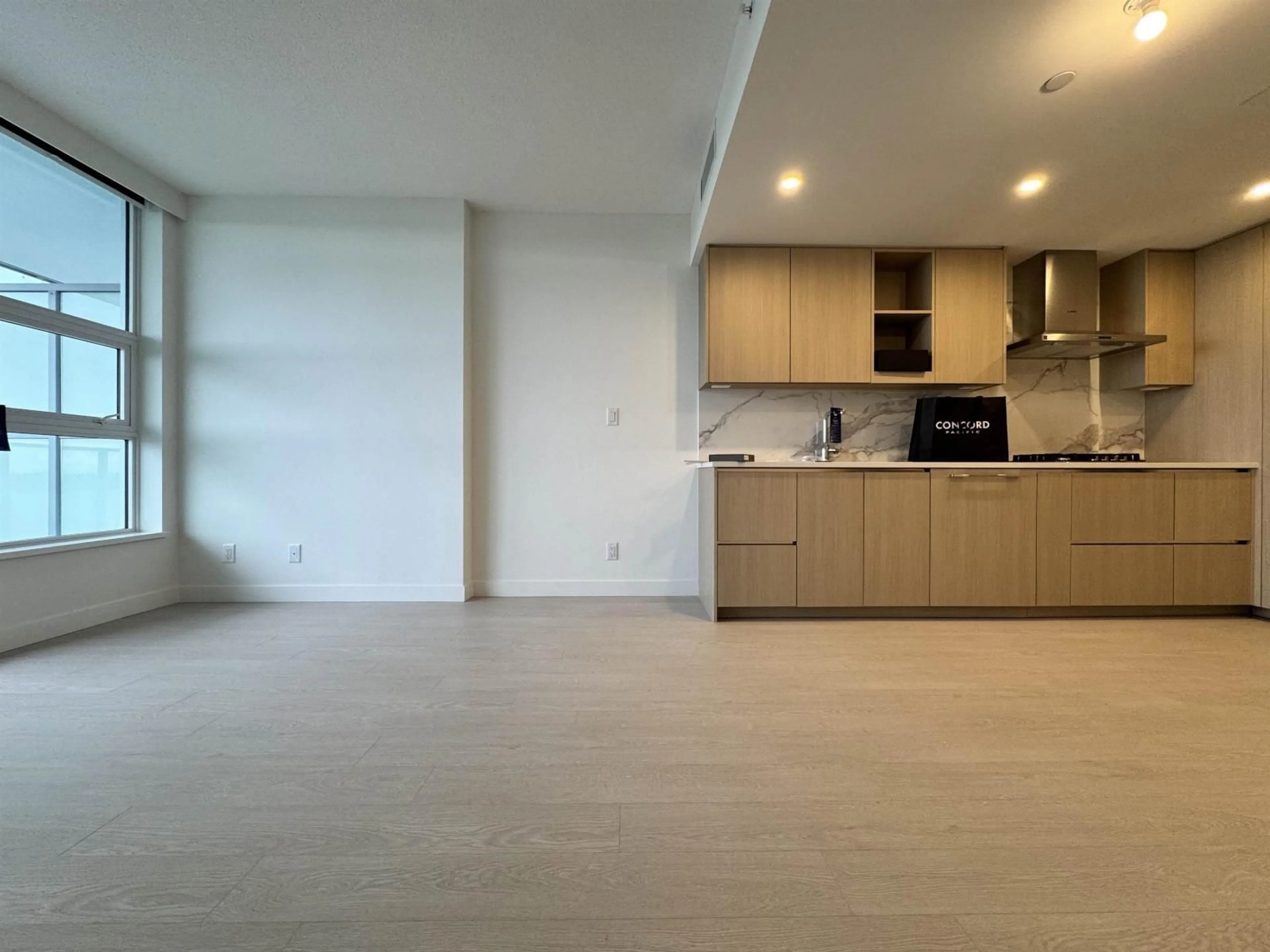 A pic of a room for 1805 - 13778 100 AVENUE, Surrey British Columbia V3T0V3