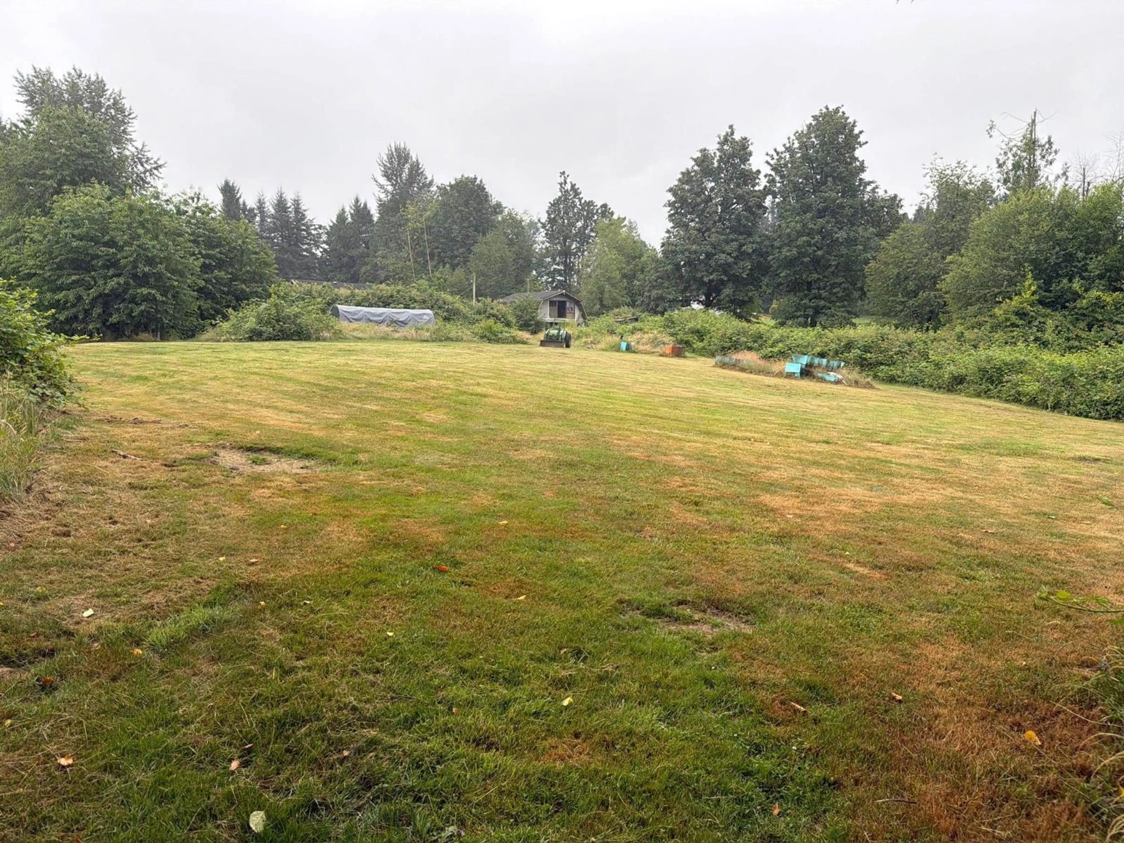 A pic from outside/outdoor area/front of a property/back of a property/a pic from drone, unknown for 30117 HARRIS ROAD, Abbotsford British Columbia V4X1V6