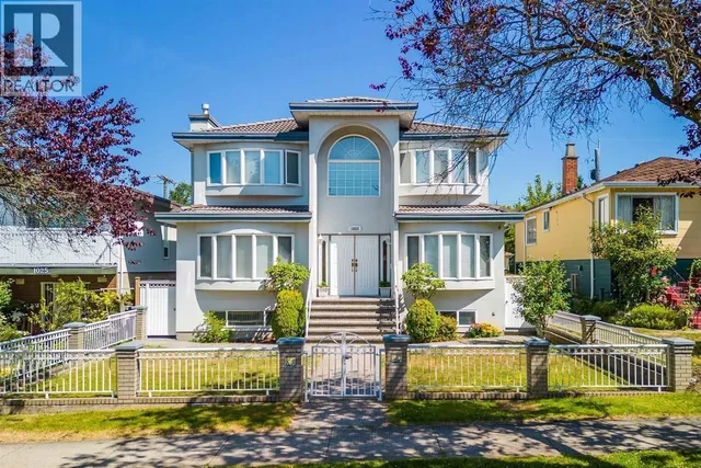 1033 39TH AVENUE, Vancouver
