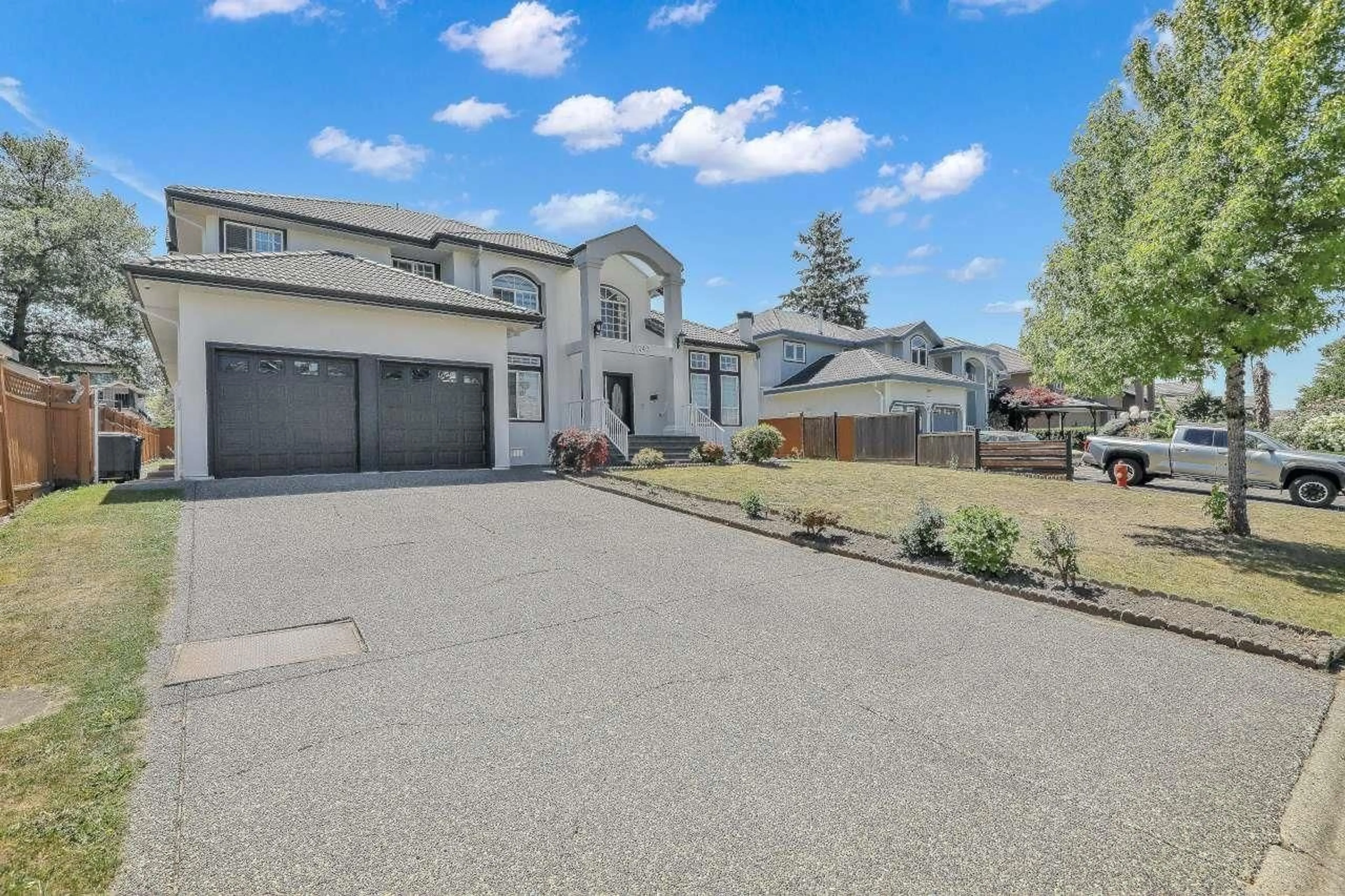 A pic from outside/outdoor area/front of a property/back of a property/a pic from drone, street for 12242 98A AVENUE, Surrey British Columbia V3V7S5
