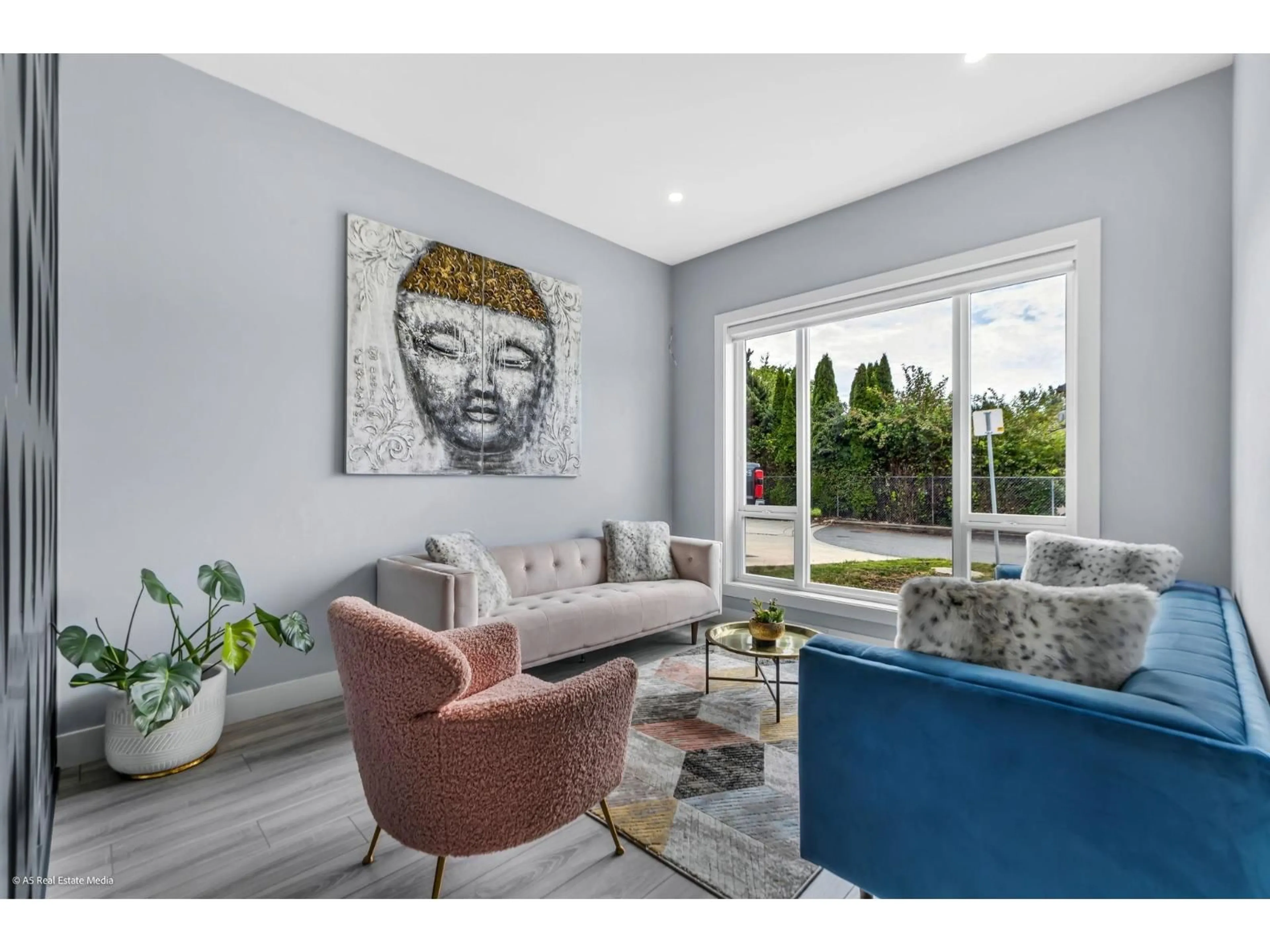 Living room with furniture, unknown for 33131 BENEDICT BOULEVARD, Mission British Columbia V2V0H1
