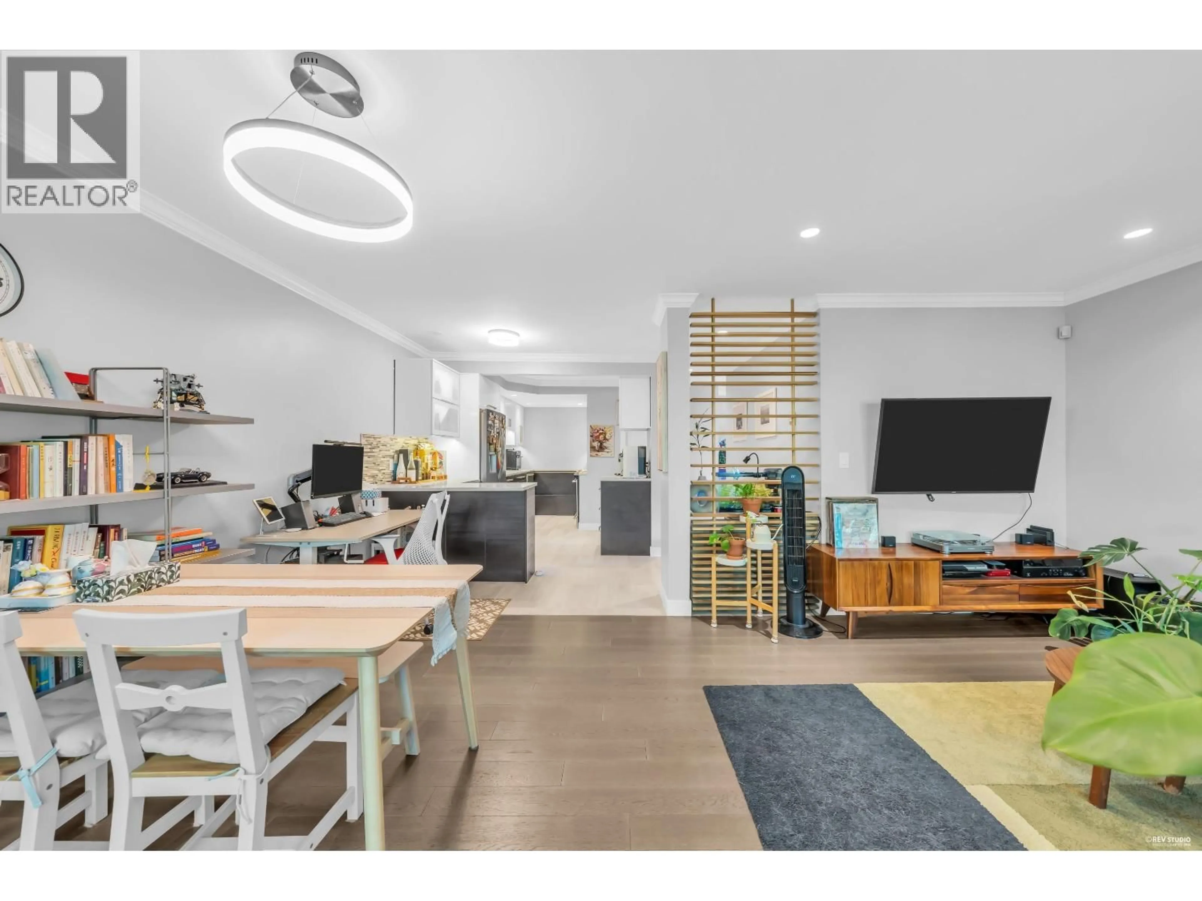 Open concept kitchen, wood/laminate floor for 7 - 7321 MONTECITO DRIVE, Burnaby British Columbia V5A1R2