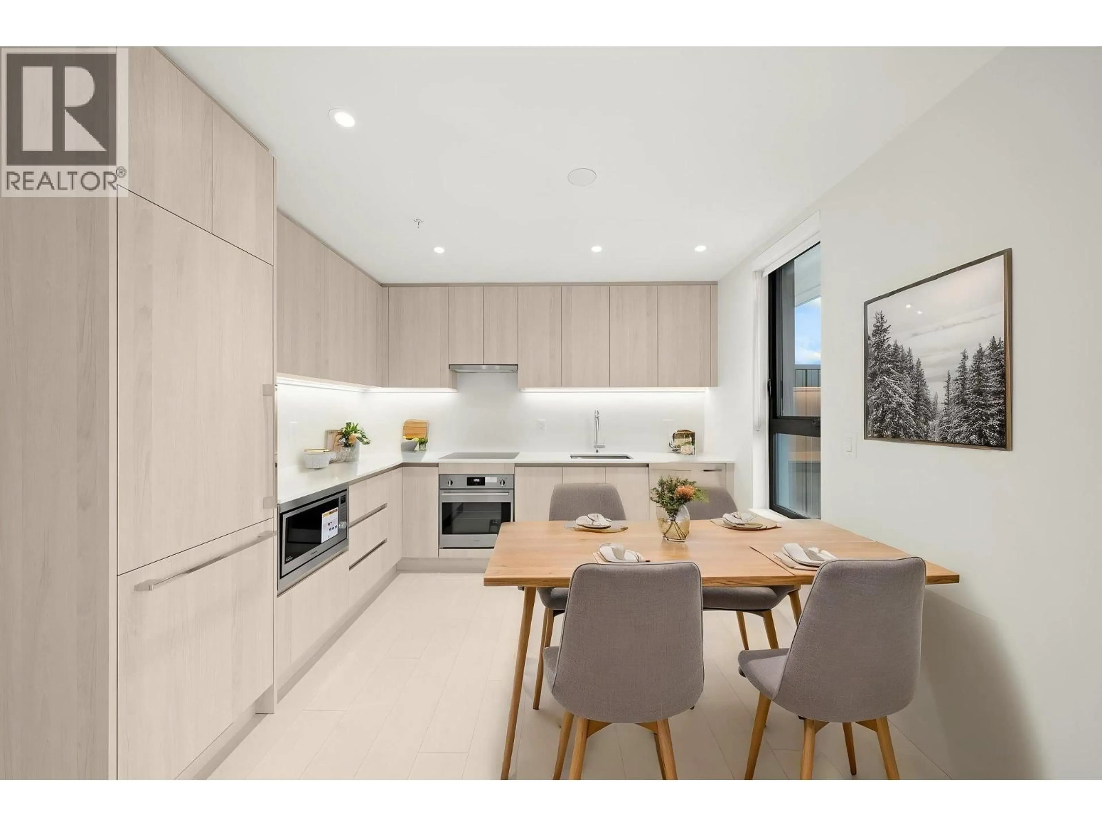 Contemporary kitchen, unknown for 605 - 4928 QUEBEC STREET, Vancouver British Columbia V5W0G6