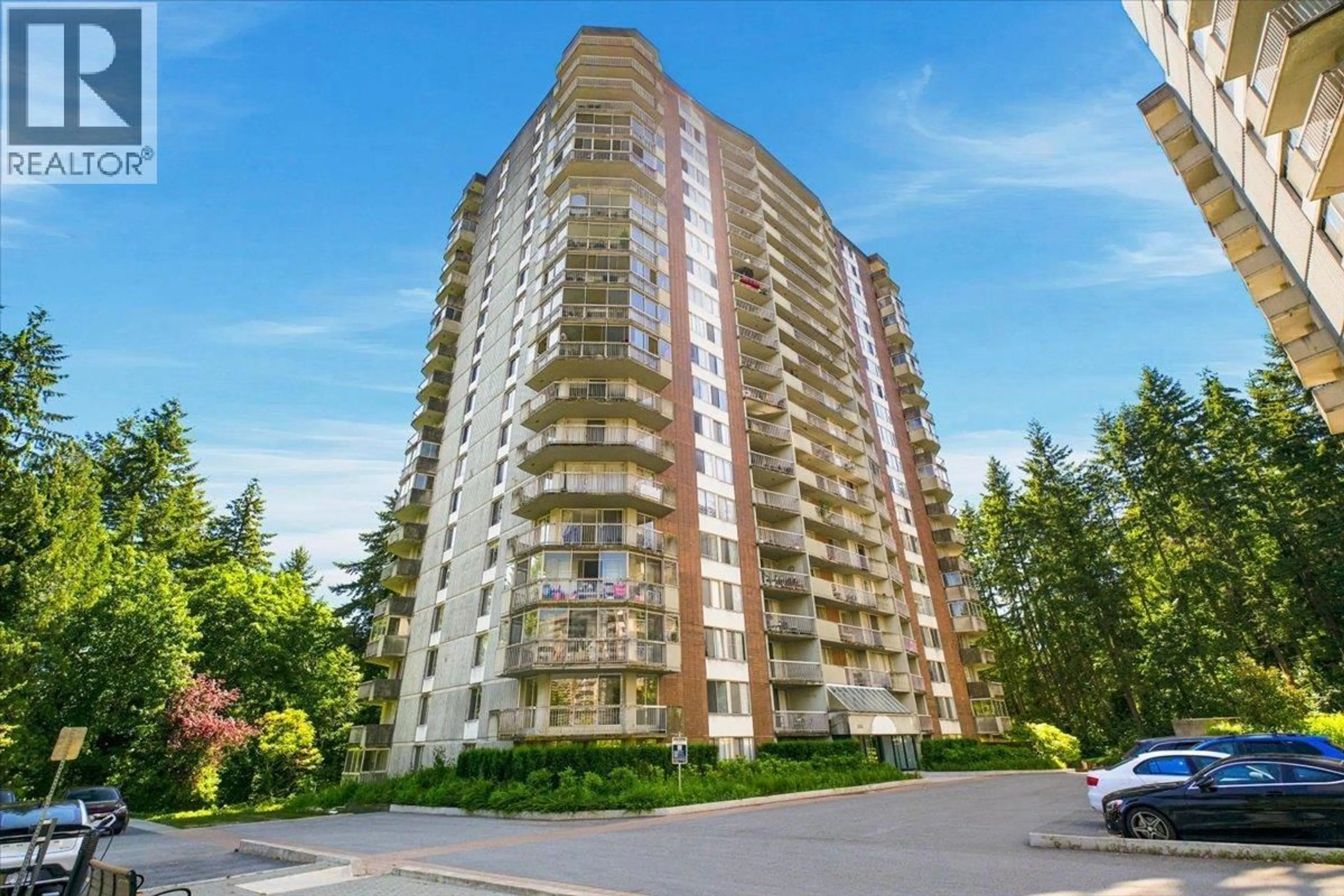 A pic from outside/outdoor area/front of a property/back of a property/a pic from drone, building for 108 - 2024 FULLERTON AVENUE, North Vancouver British Columbia V7P3G4