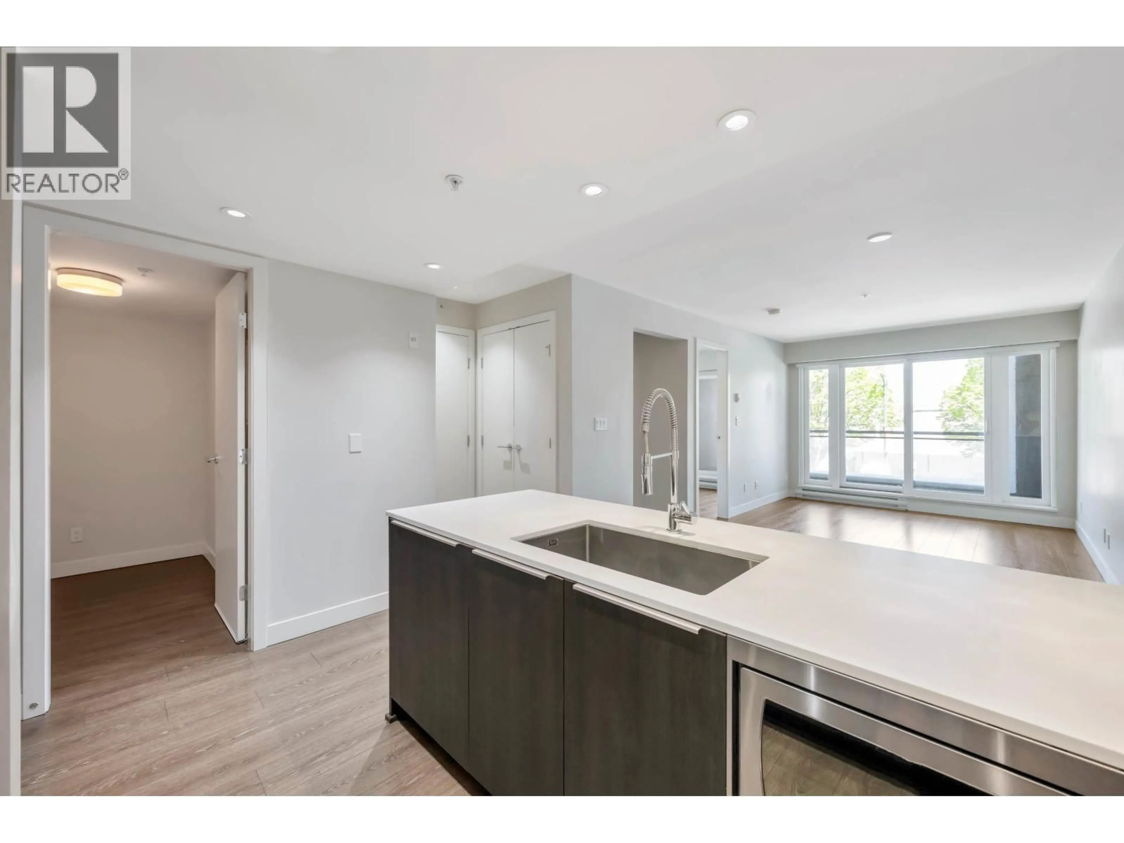 Open concept kitchen, unknown for 218 - 1588 HASTINGS STREET, Vancouver British Columbia V5L1S5