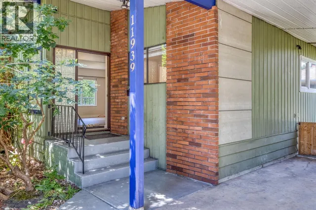 11939 DOVER STREET, Maple Ridge 2