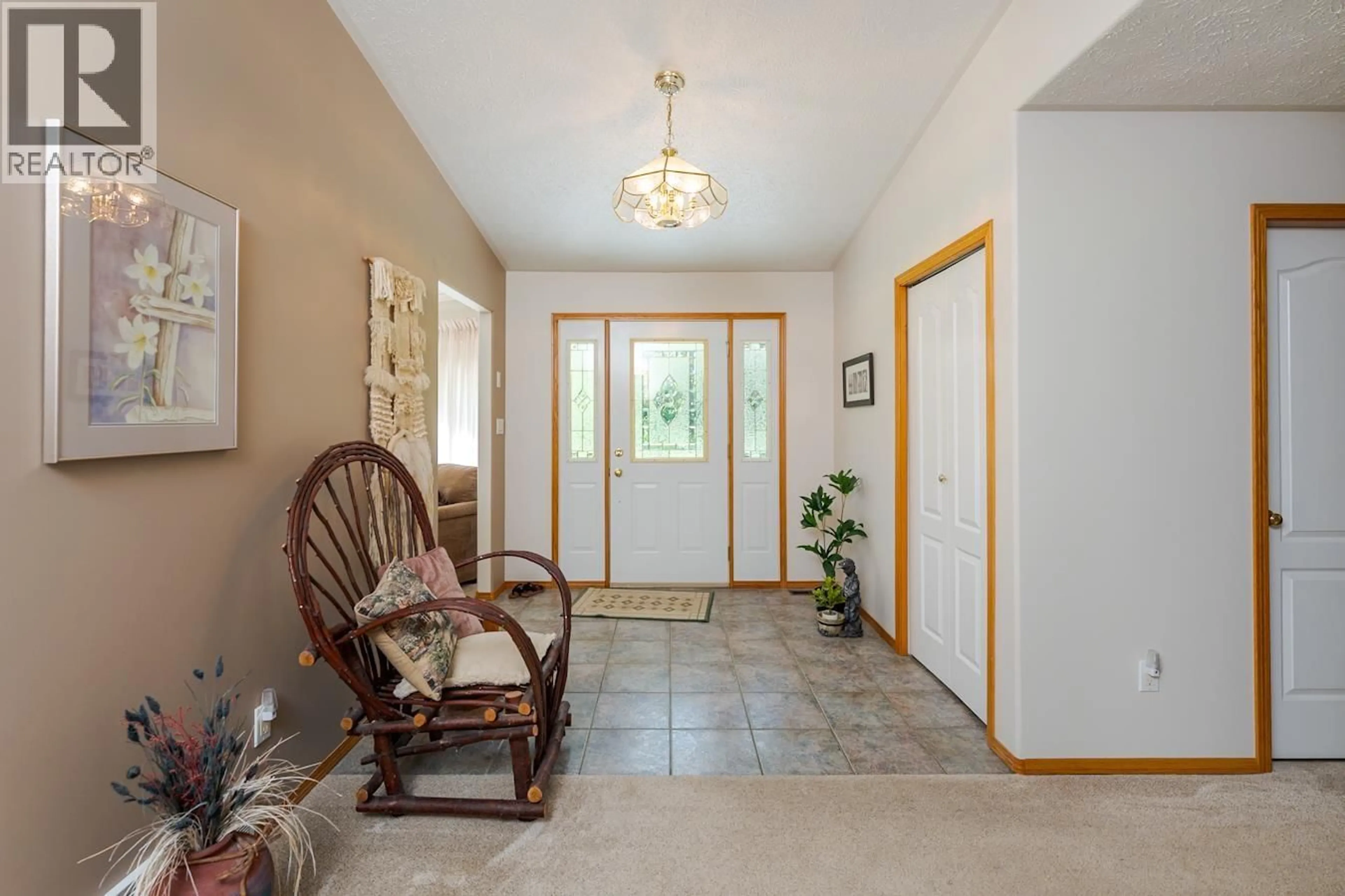 Indoor entryway for 8315 DOMAGALA ROAD, Prince George British Columbia V2K5R1